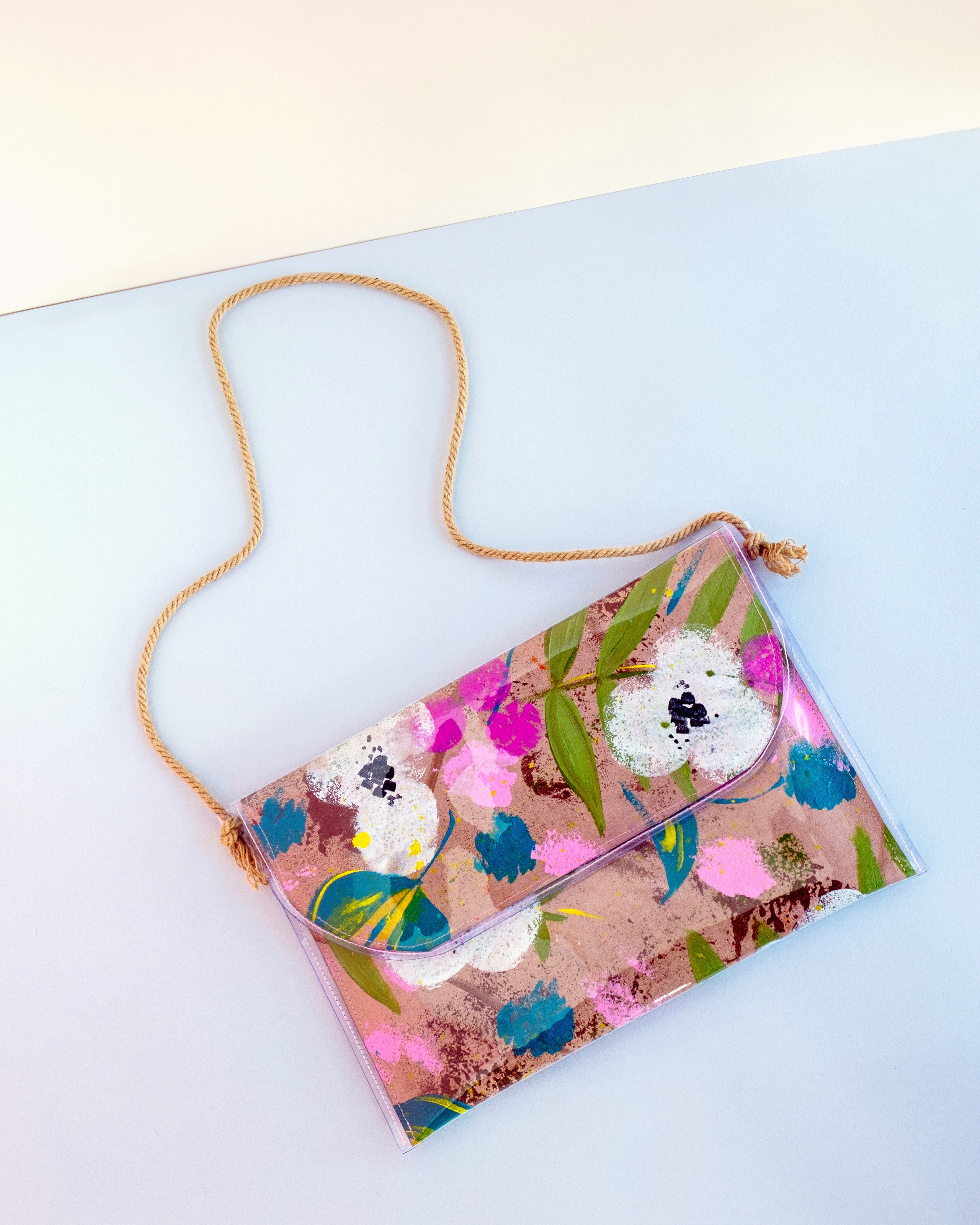 By Daisy. Клатчи ручной работы. Лихошерстов Андрей — фотограф для бизнеса из Сибири