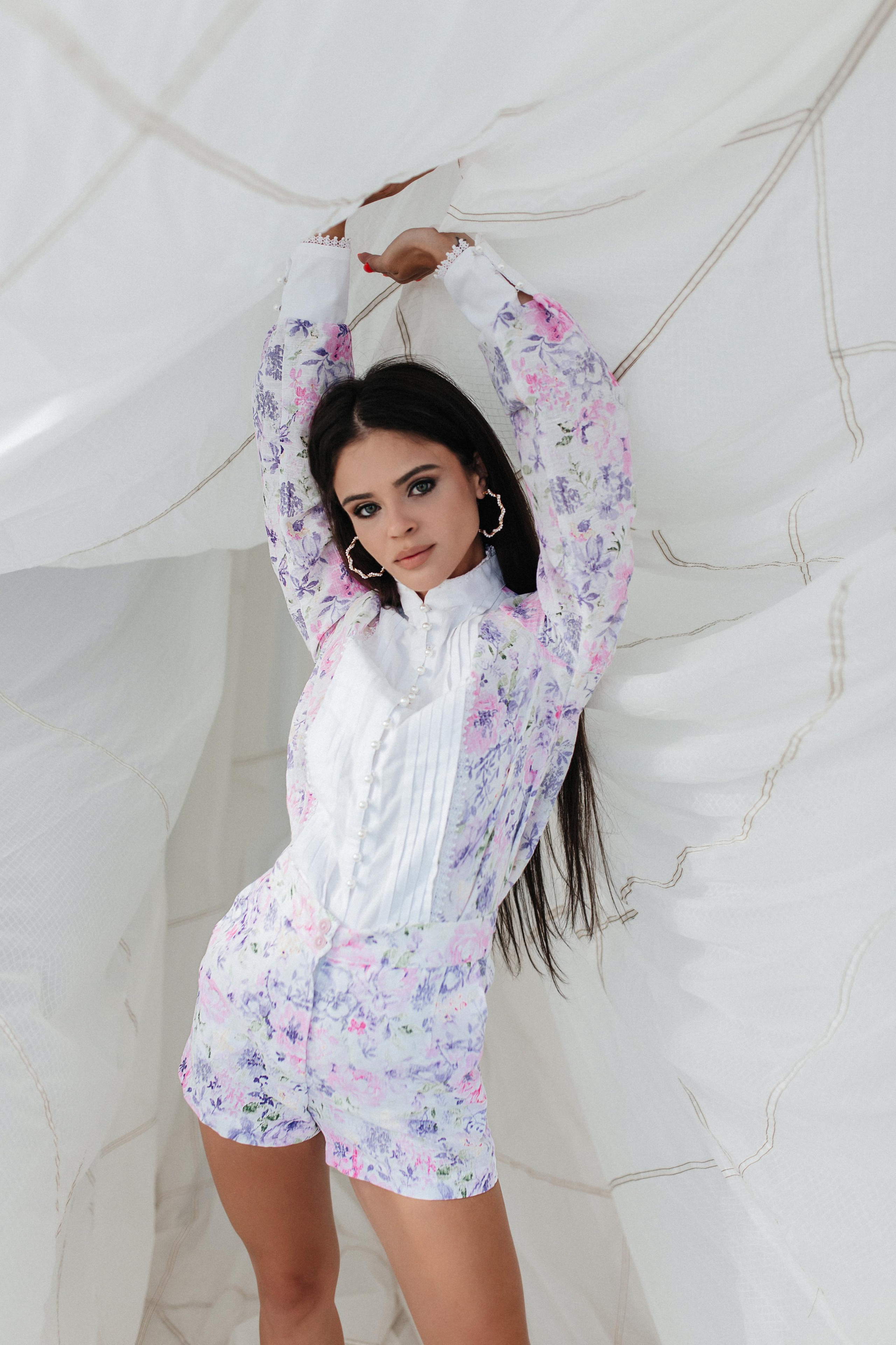 Studio Gross. Контент для бренда женской одежды. Лихошерстов Андрей — фотограф для бизнеса из Сибири