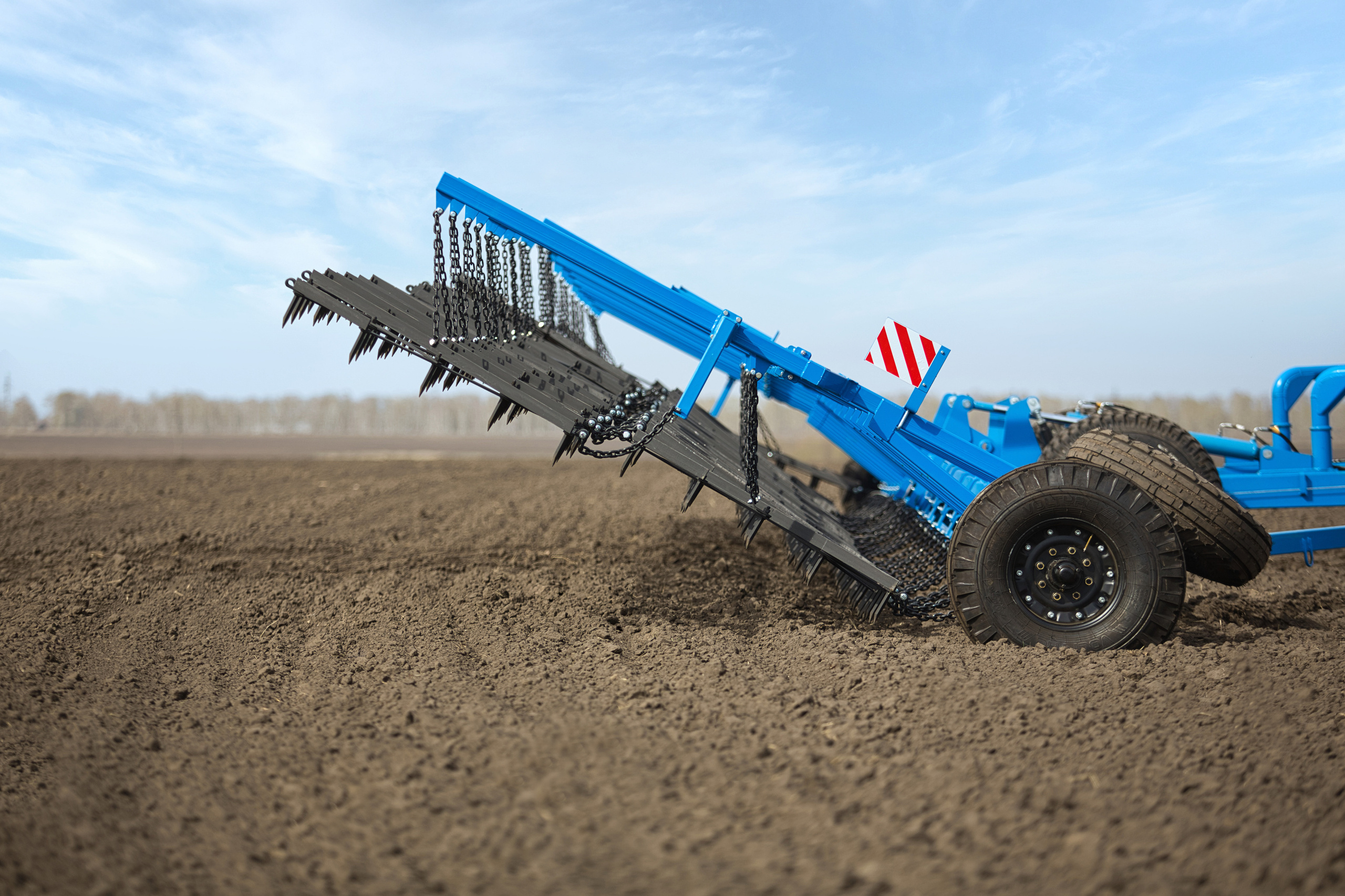 Анитим. Техника для обработки почвы. Лихошерстов Андрей — фотограф для бизнеса из Сибири