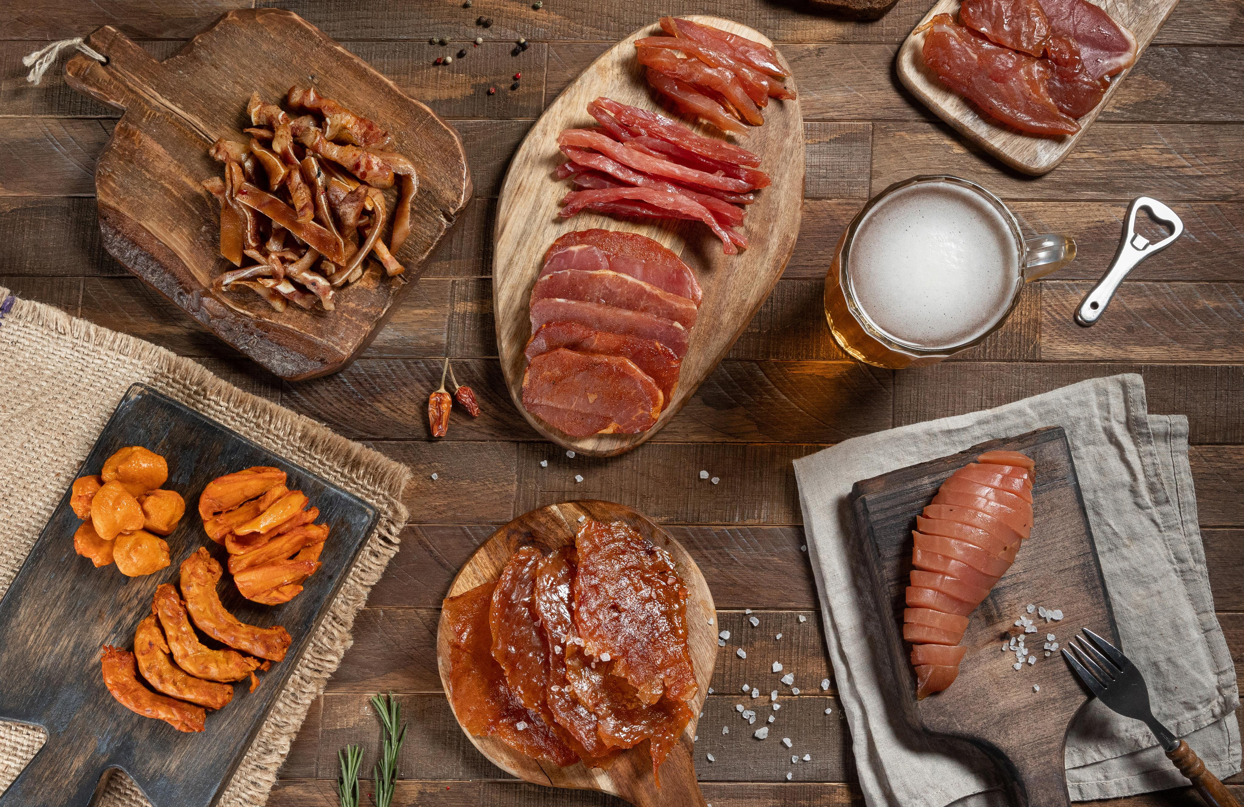 Алтайский фермер. Фуд-съемка мясных деликатесов. Лихошерстов Андрей — фотограф для бизнеса из Сибири