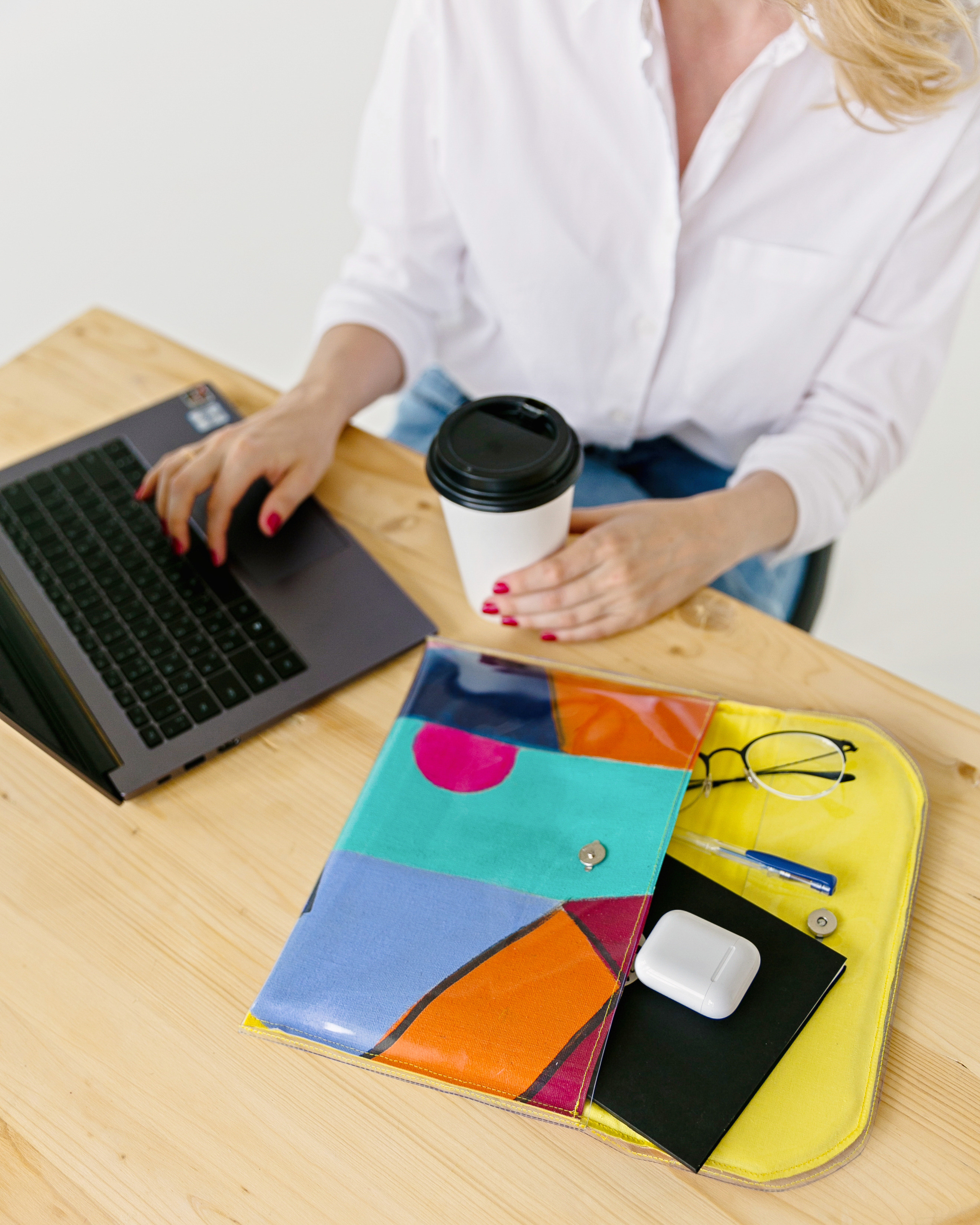 By Daisy. Клатчи ручной работы. Лихошерстов Андрей — фотограф для бизнеса из Сибири