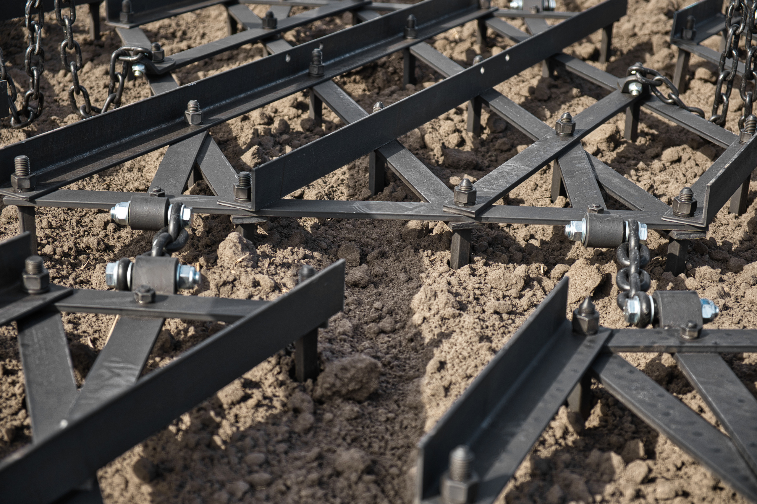 Анитим. Техника для обработки почвы. Лихошерстов Андрей — фотограф для бизнеса из Сибири