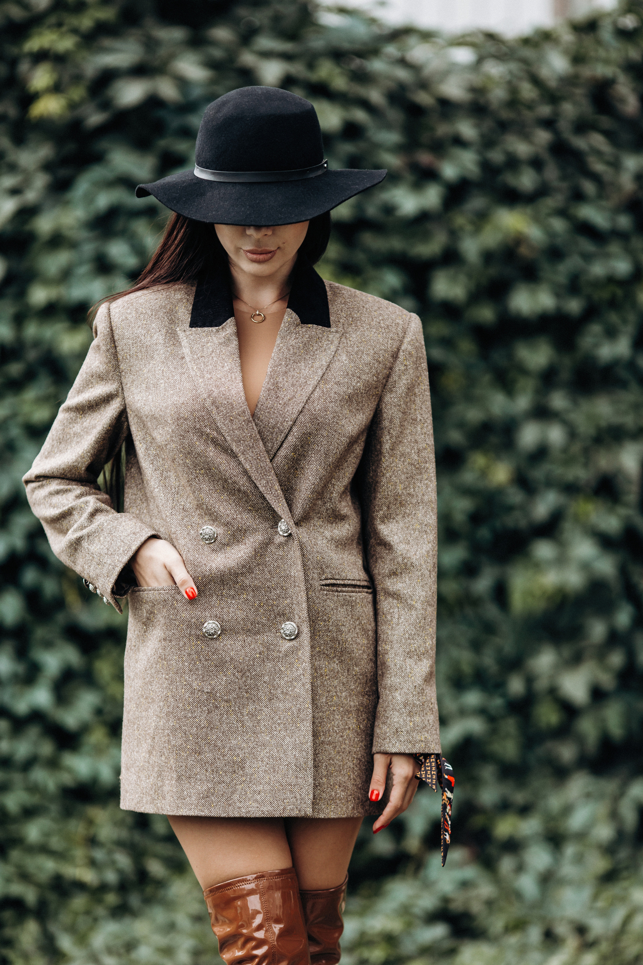 Studio Gross. Российский бренд женской одежды. Микс съемок. Лихошерстов Андрей — фотограф для бизнеса из Сибири