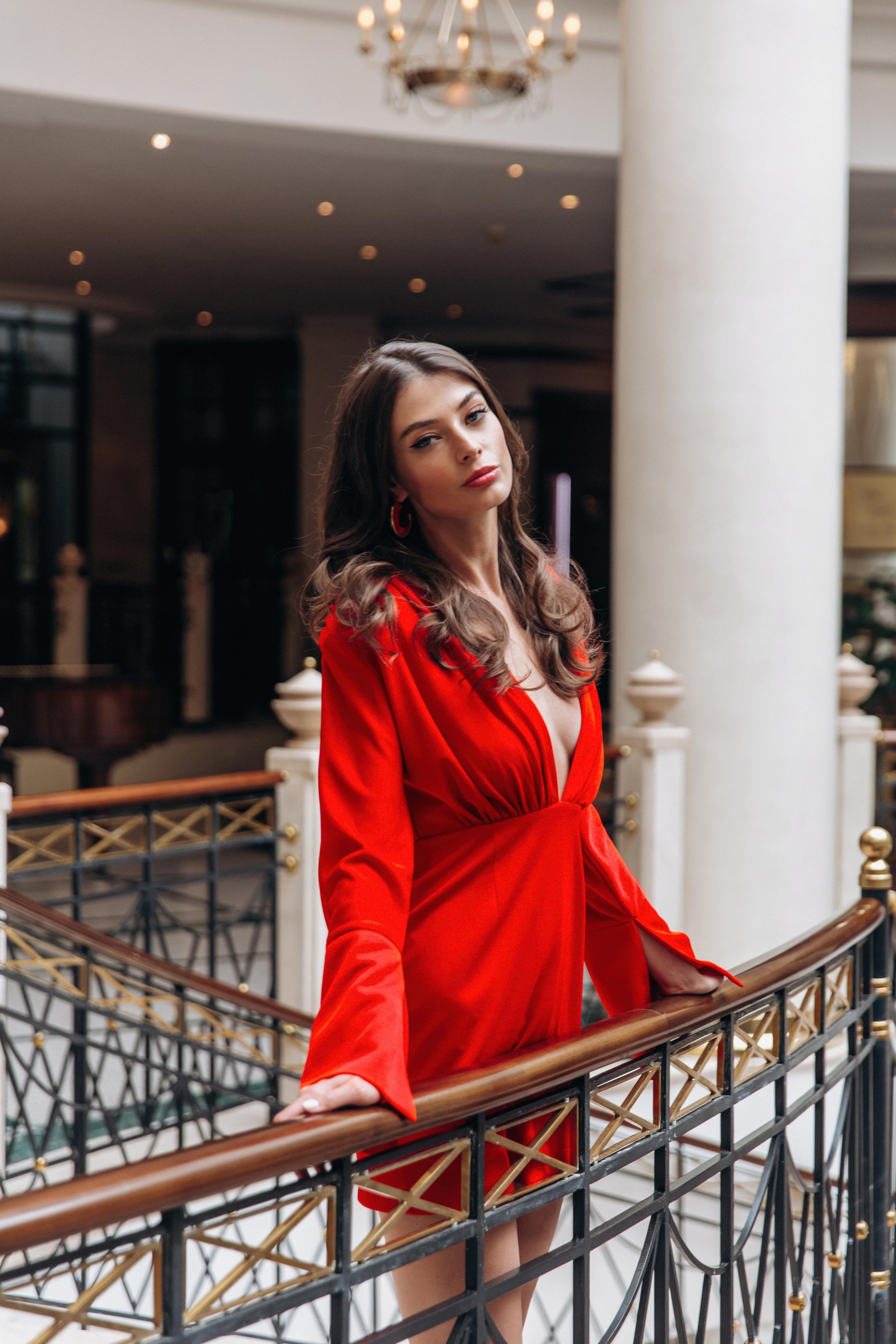 Studio Gross. Контент для бренда женской одежды. Лихошерстов Андрей — фотограф для бизнеса из Сибири