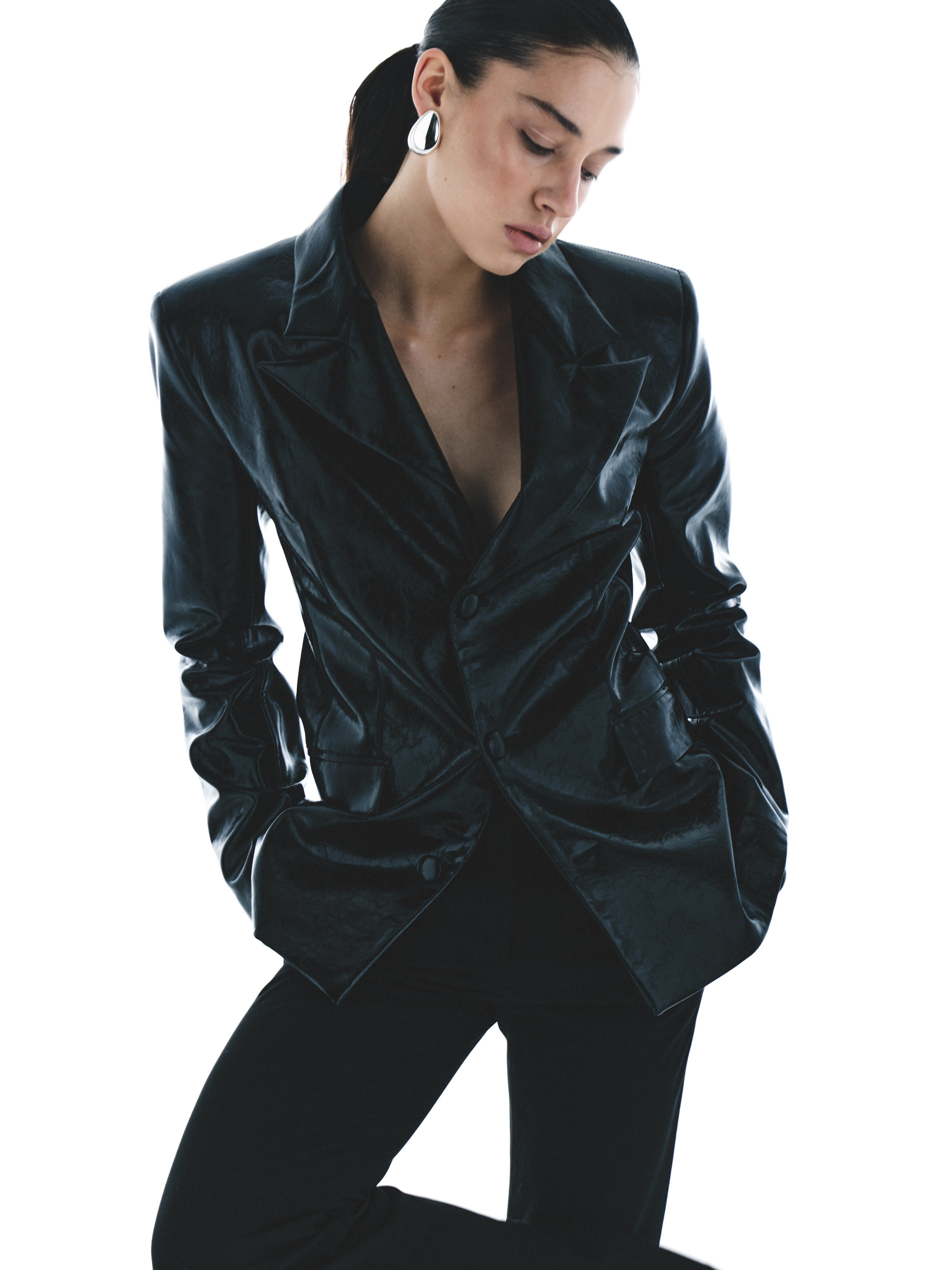 3. Фотосъемки одежды и аксессуаров для Wildberries, Ozon