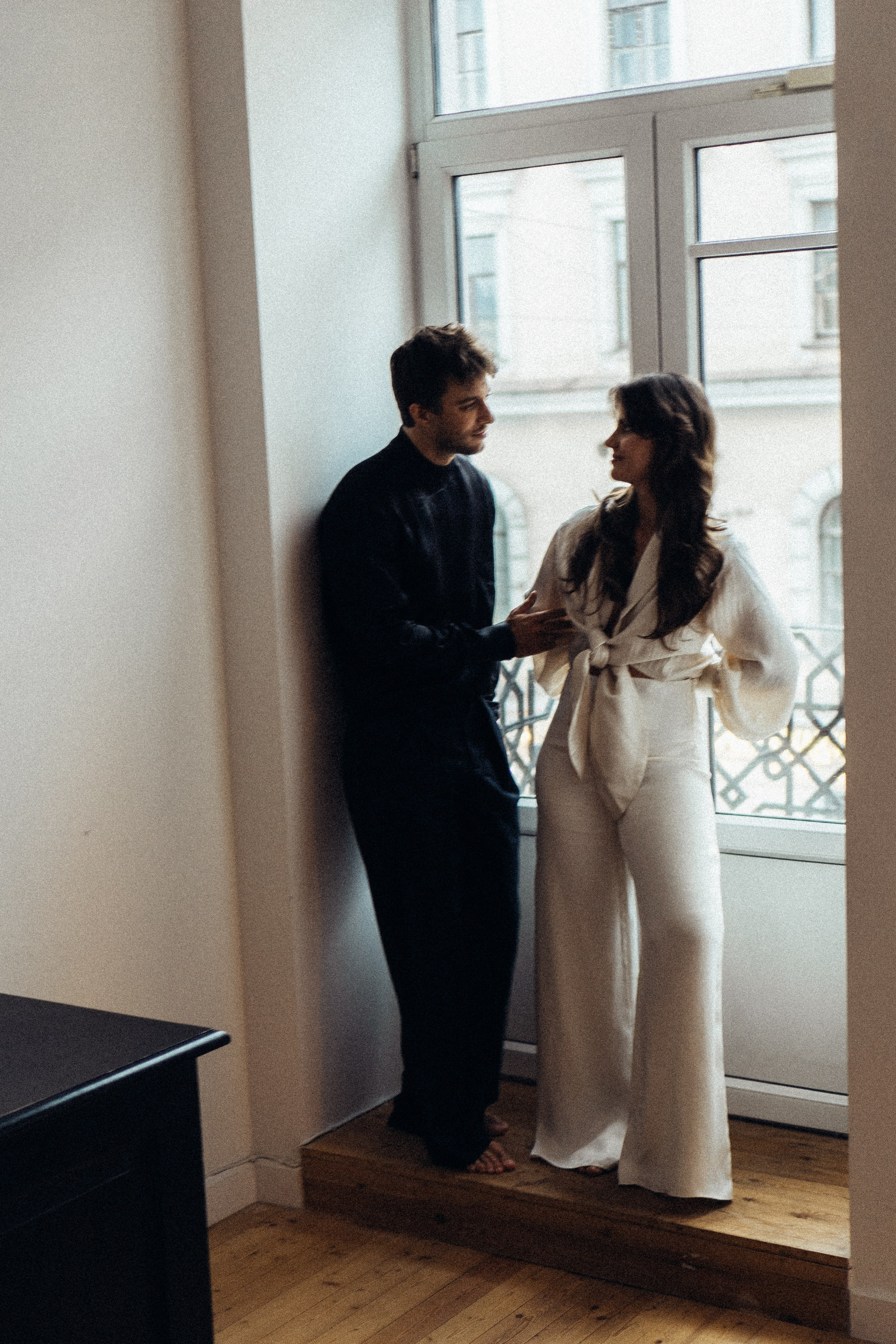 УТРО ЖЕНИХА И НЕВЕСТЫ В ПИТЕРСКОЙ КВАРТИРЕ И СЬЕМКА С СВАДЕБНЫХ ОБРАЗАХ. Профессиональный фотограф, Санкт-Петербург — Виктория Богомолова