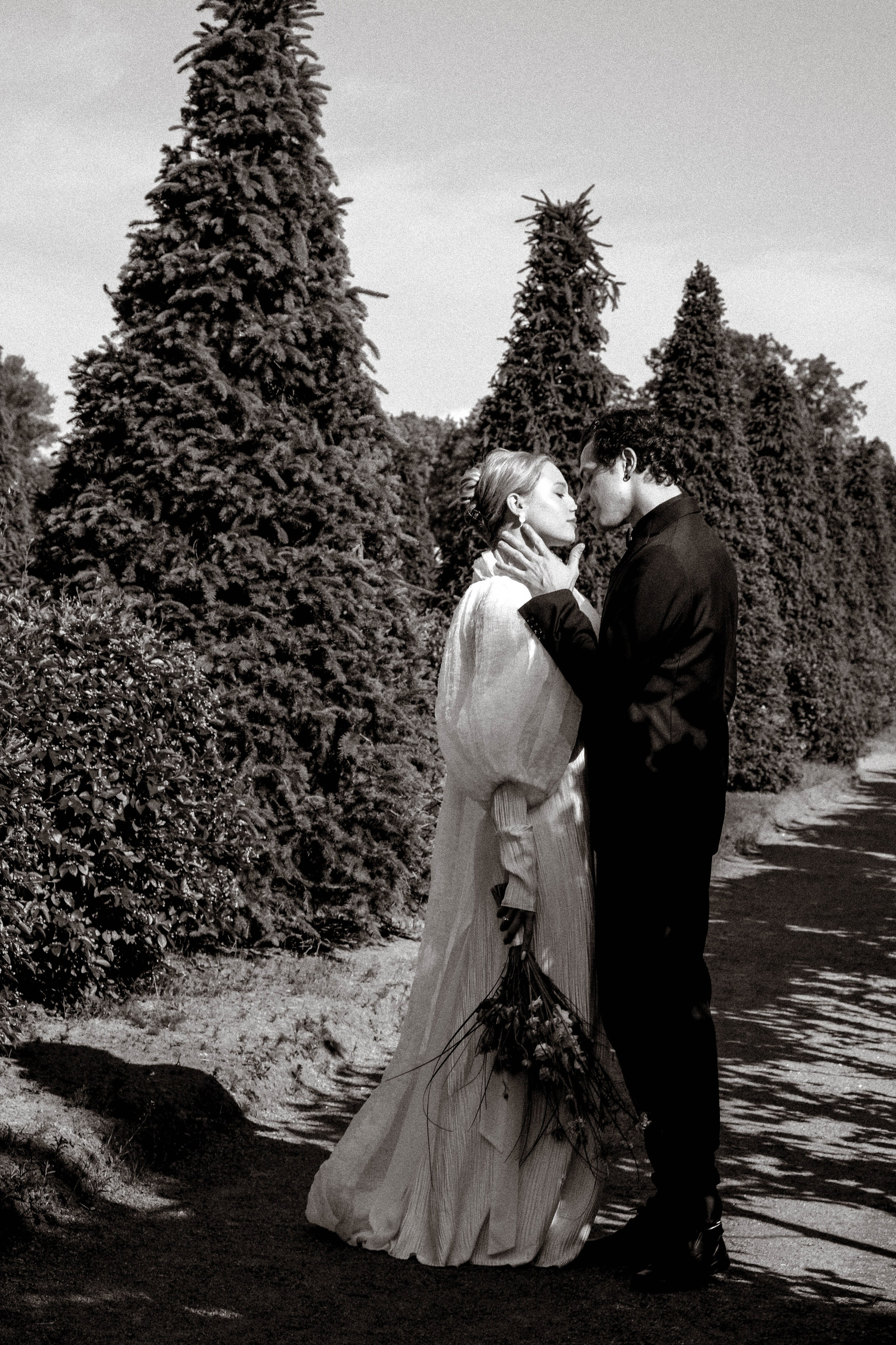 СВАДЕБНАЯ СЬЕМКА В ПАРКЕ ОРАНИЕНБАУМ. Профессиональный фотограф, Санкт-Петербург — Виктория Богомолова