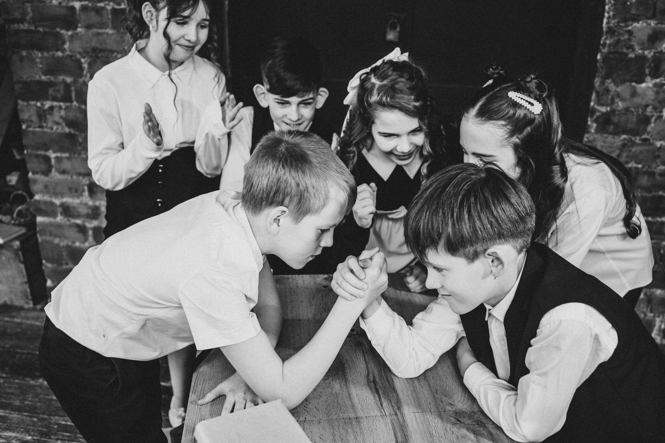 Выпускные альбомы 4класс. Выпускные альбомы Саратов Энгельс фотограф Титова Ирина