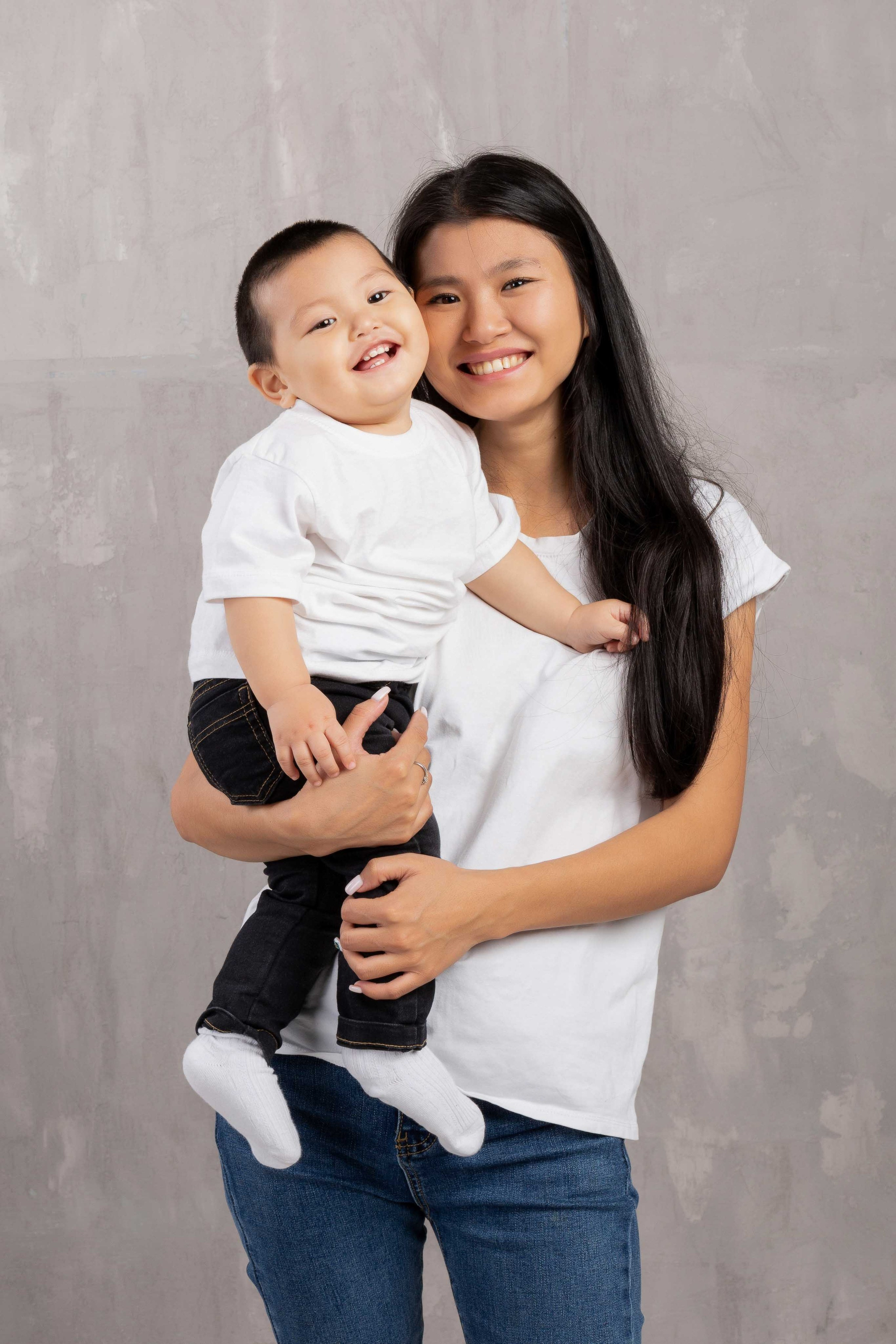 Семейная фотосессия. Фотостудия Алматы. Фотосъемка Алматы. Фотосессия Алматы. Фотокурсы. Обучение фотографии. Аренда студии