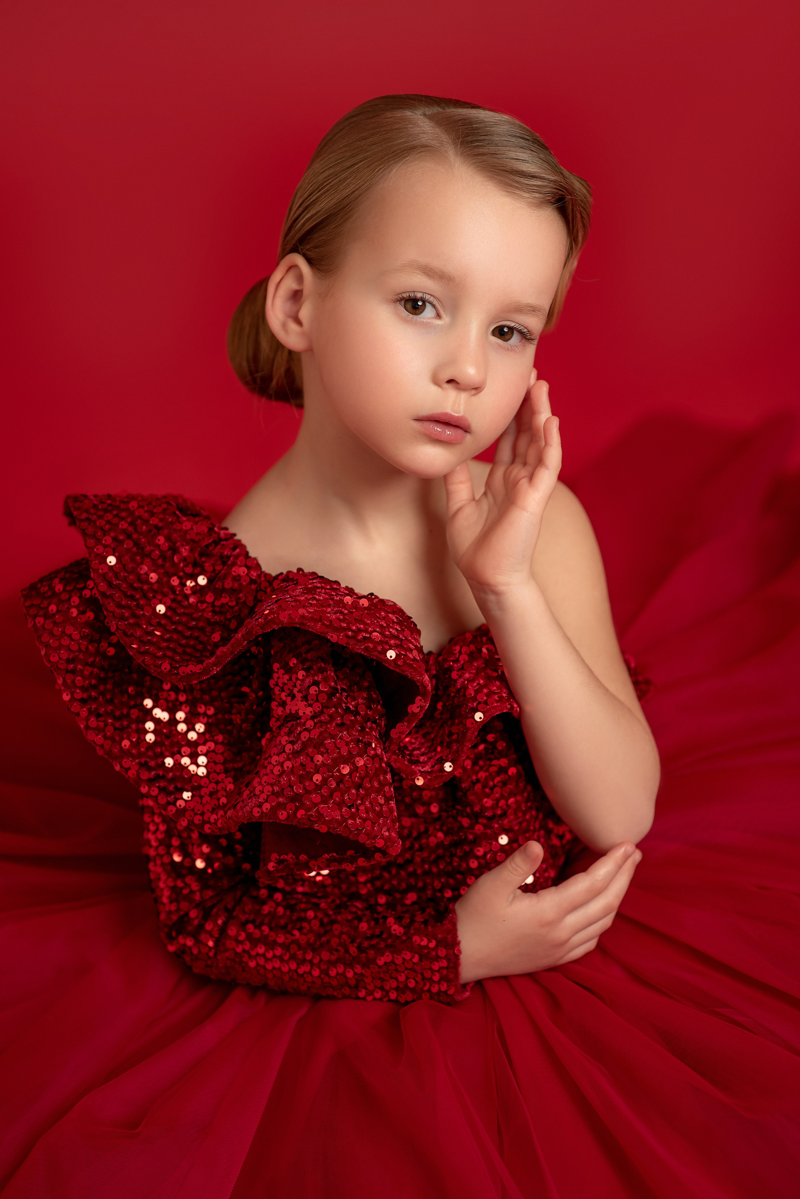 Полина в шляпке. Семейный и детский фотограф Наталья Горда