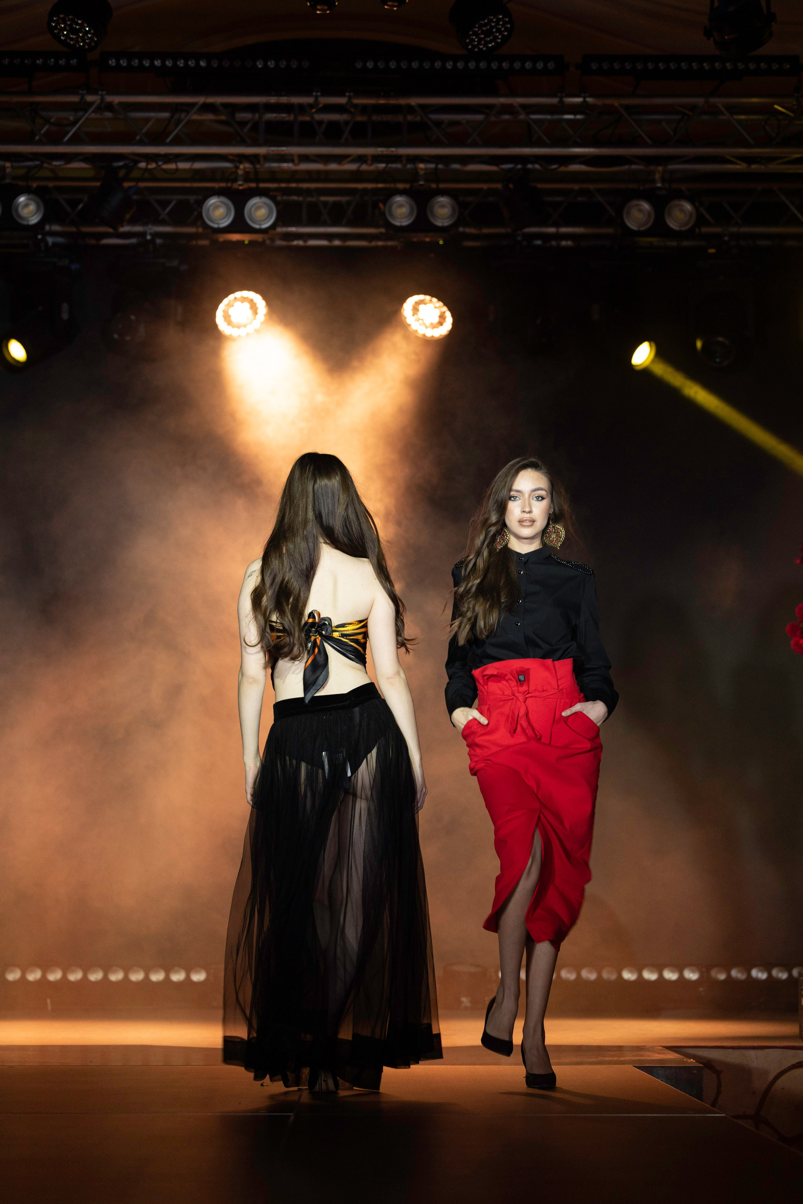 Модный показ «ИСКУШЕНИЕ» Казино Шамбала. Фотограф Olya Posnimay