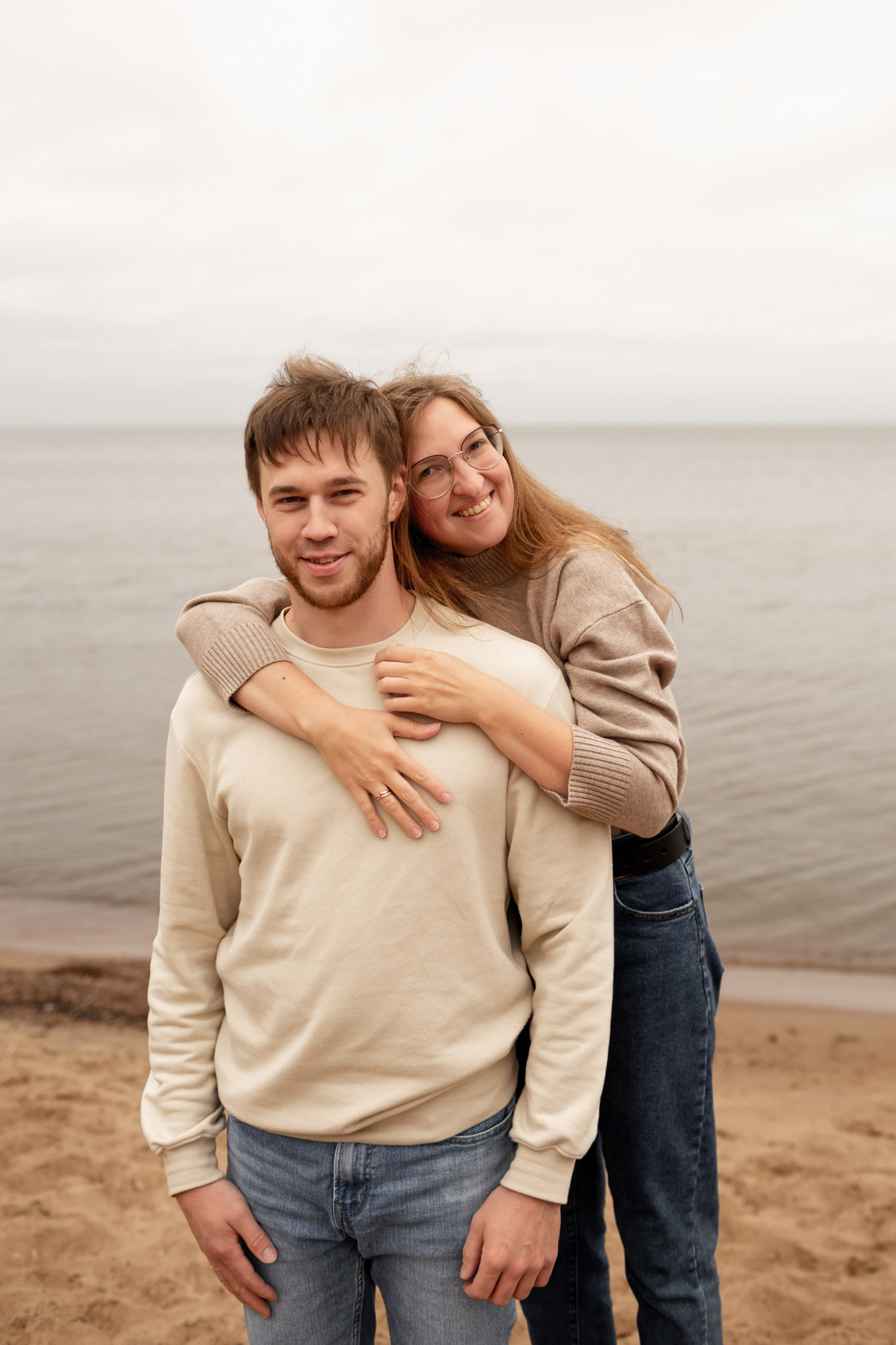 Семейная фотопрогулка на пляже. Свадебный фотограф Кирилл Белый