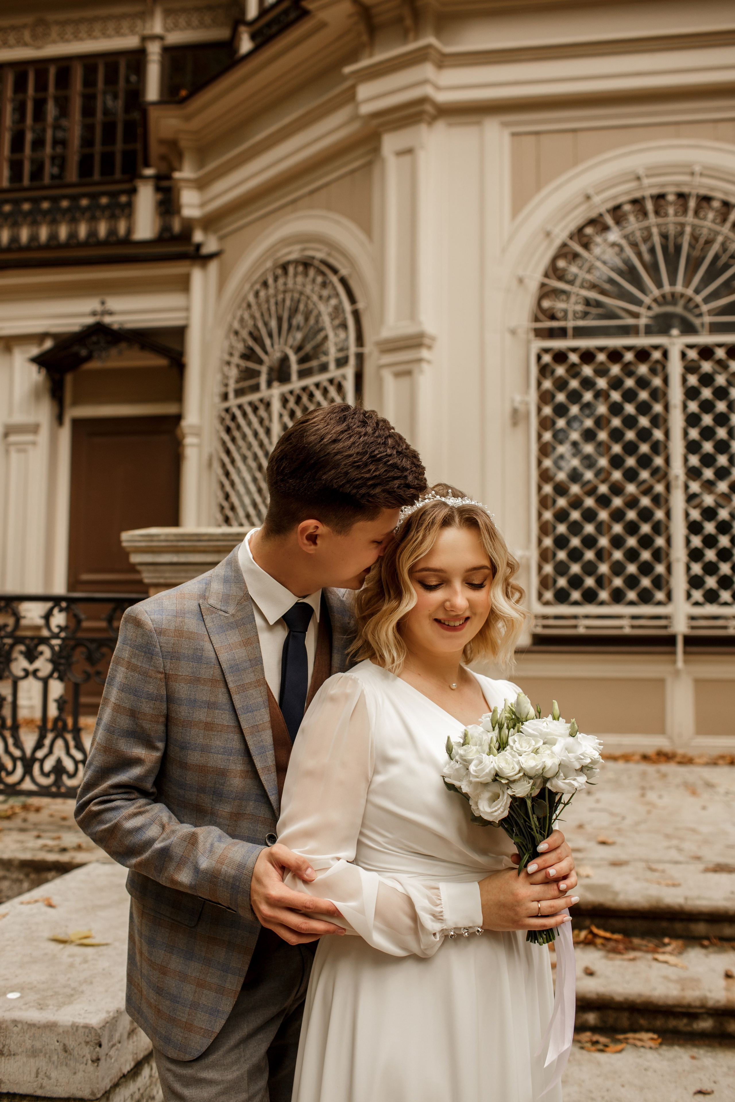 Татьяна и Евгений. Золотая осень на Петроградской стороне и в Пушкине. Свадебный фотограф Кирилл Белый