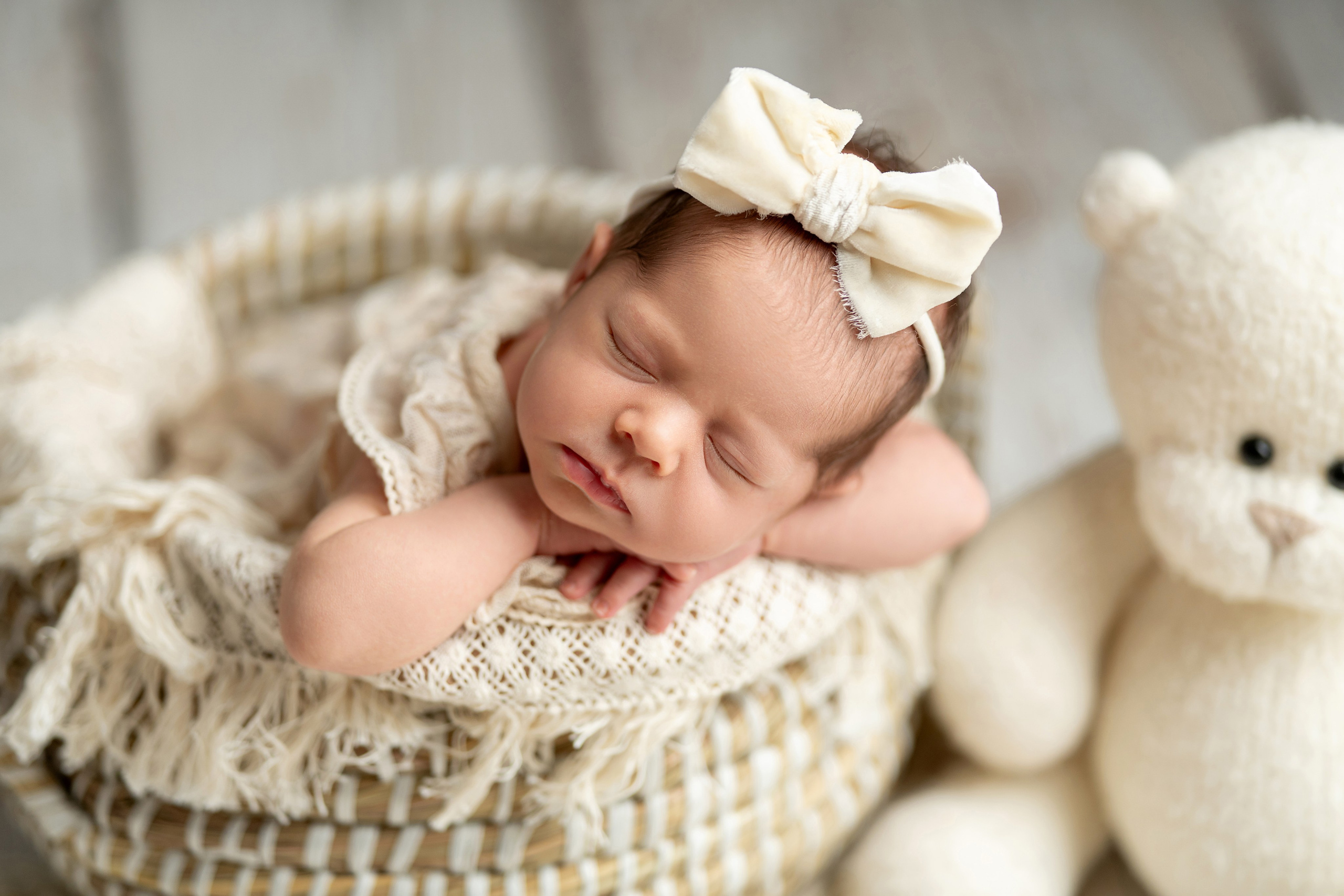 Newborn. Творческая команда Ульяшевы, свадебная и семейная фотография. Кахахста