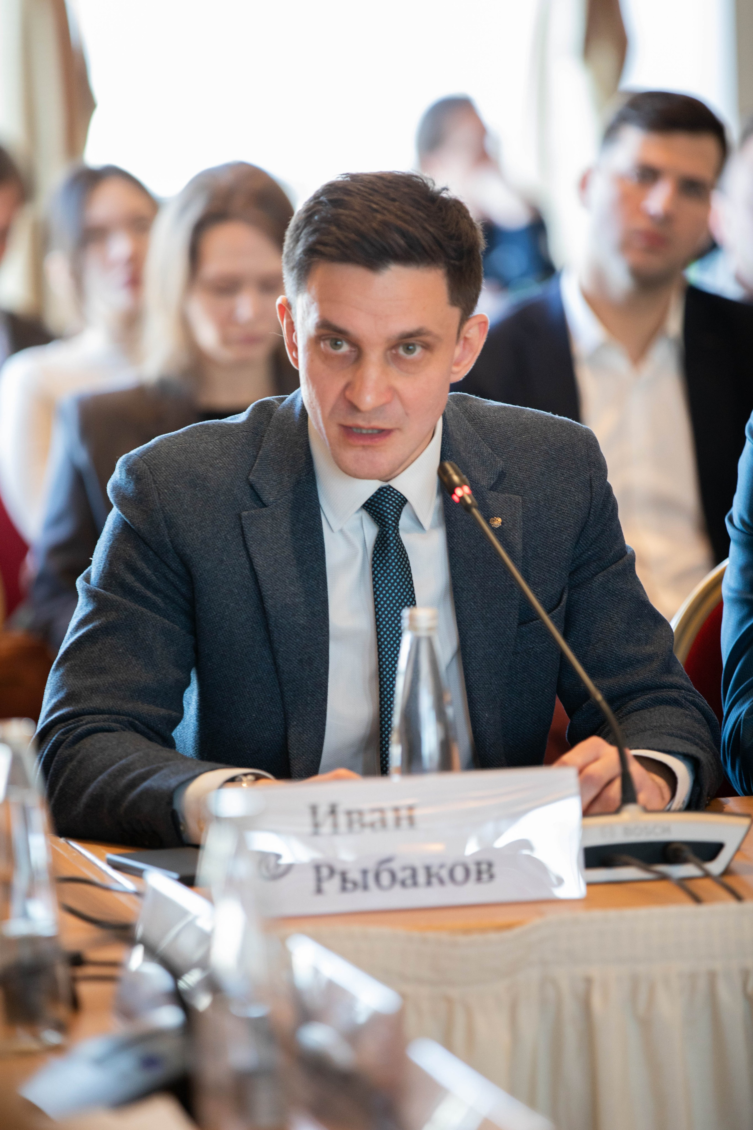 Круглый стол ИД «Коммерсантъ» «Траектория развития национального здравоохранения». Репортажный фотограф в Москве Зуйко Оксана