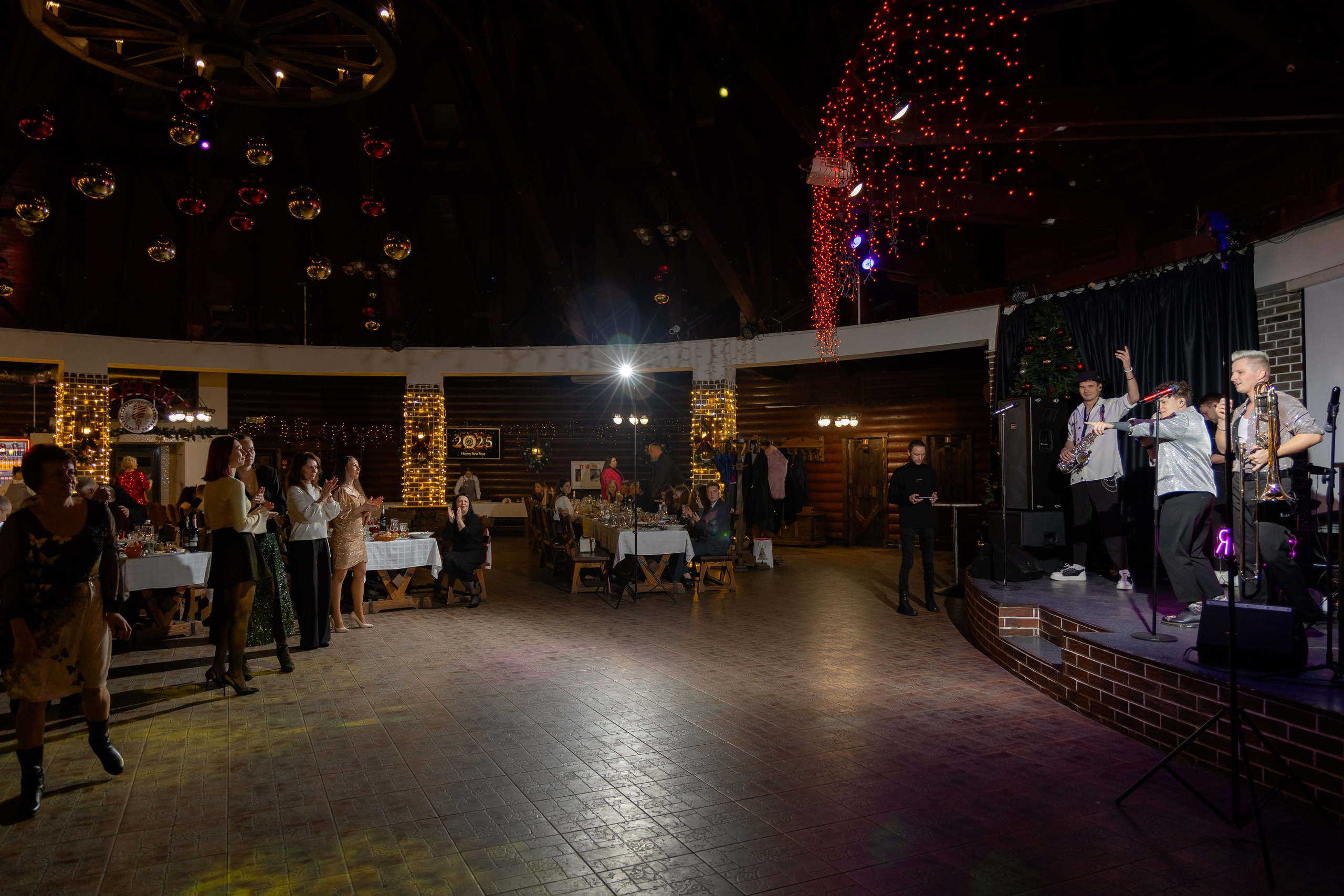 Корпоративная новогодняя съемка для логистической компании ИТА. Свадебный фотограф в Минске/Беларуси Сергей Спиридонов