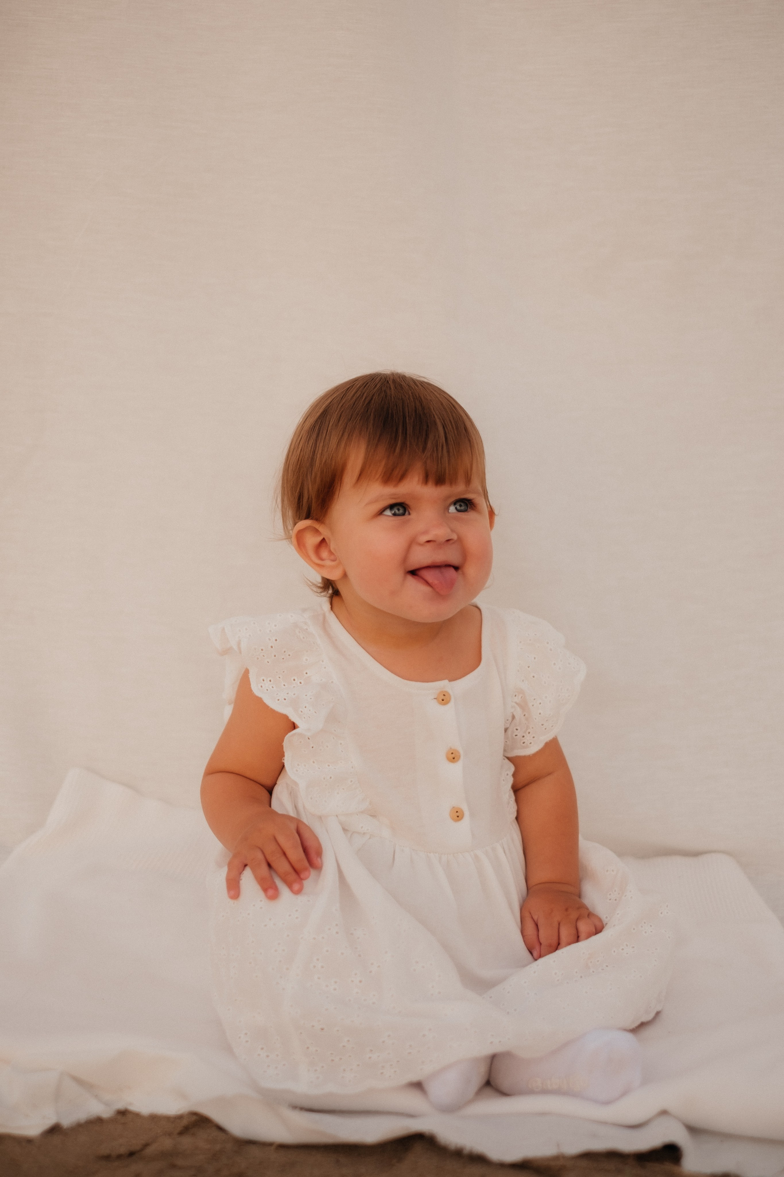 Алина, Ярослав и Тая на берегу. Фотограф в Новосибирске Диана Ильиных