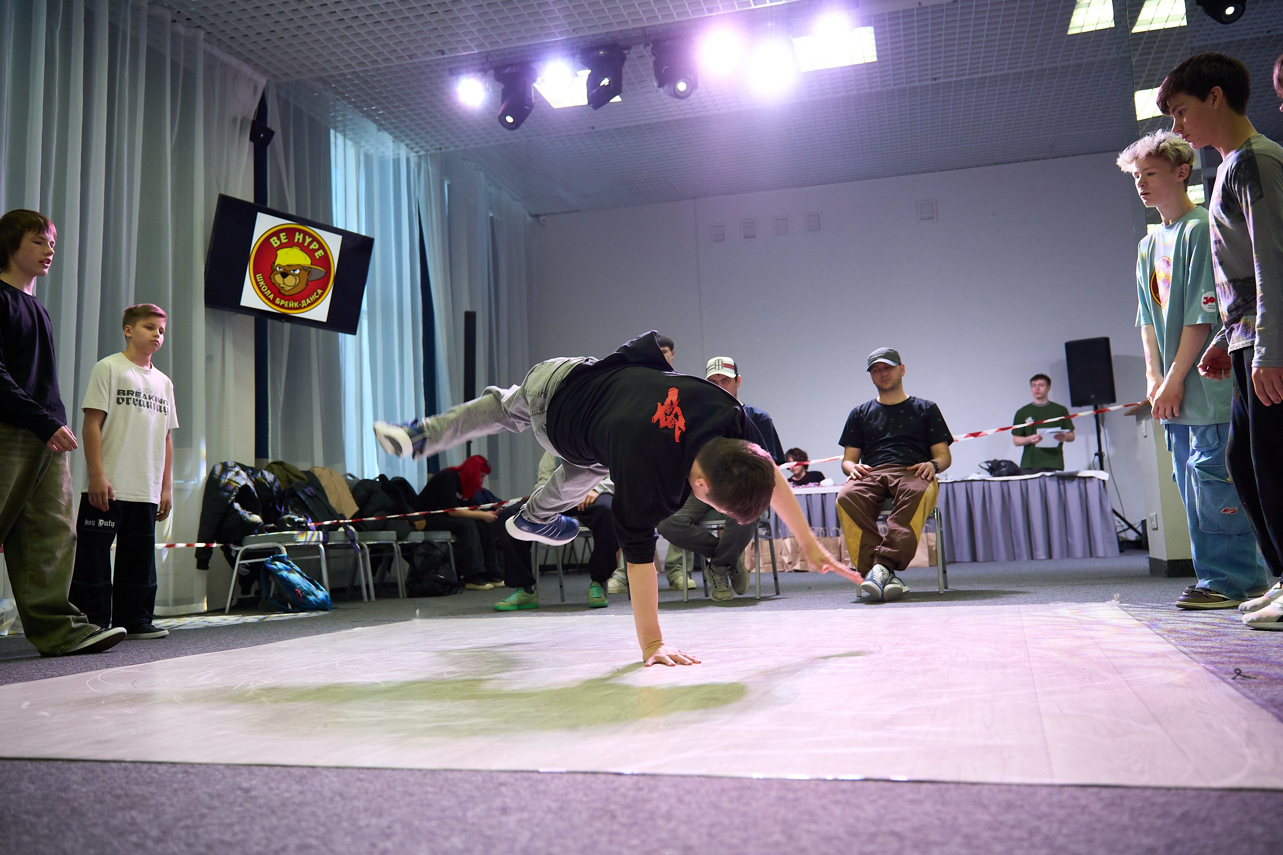 Breaking class battle 2024. Концертный фотограф в Перми, Москве и Екатеринбурге Максим Шибаков