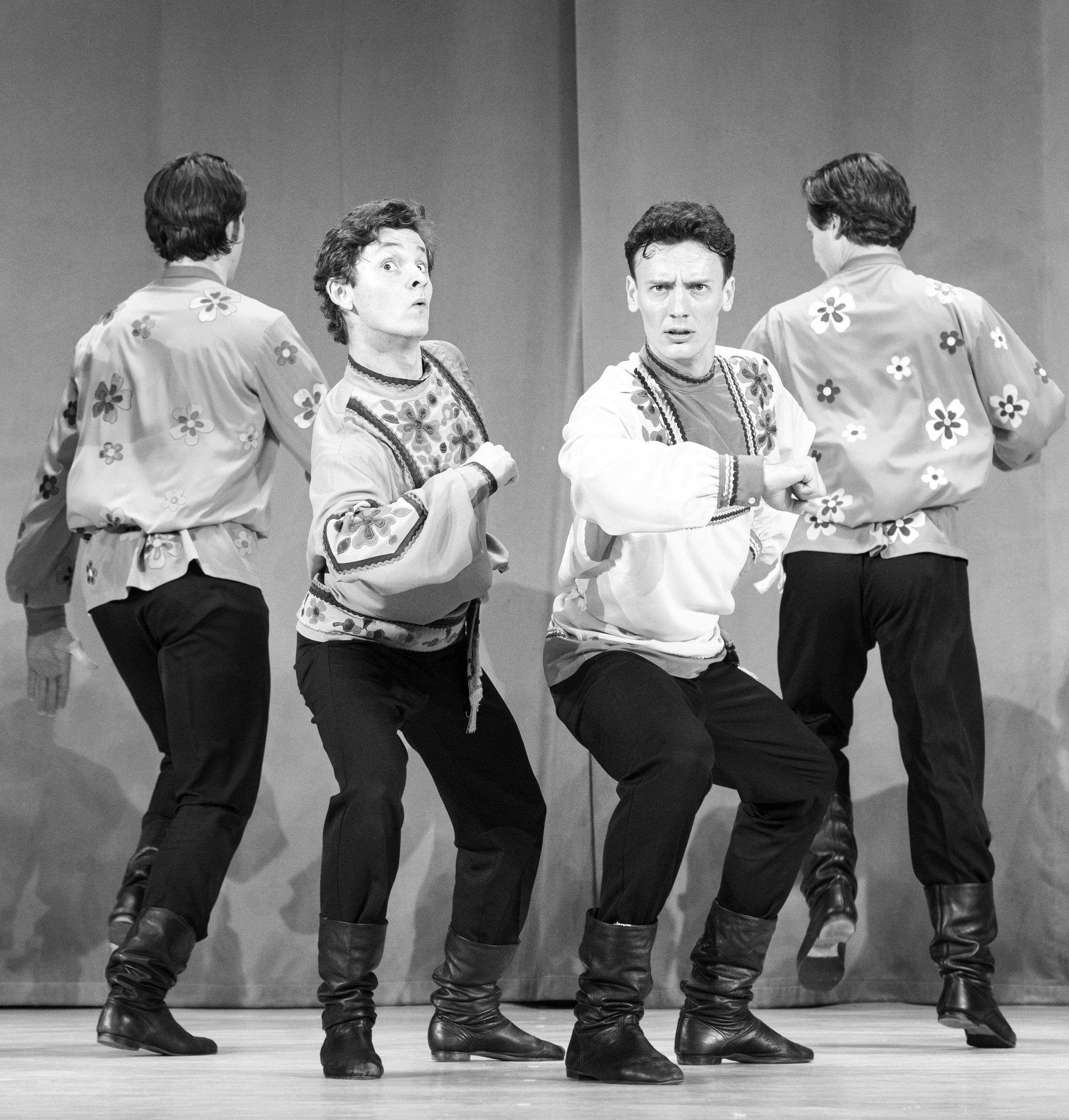 Ансамбль «Берёзка» им. Н. С. Надеждиной. Фотограф Николай Костюк