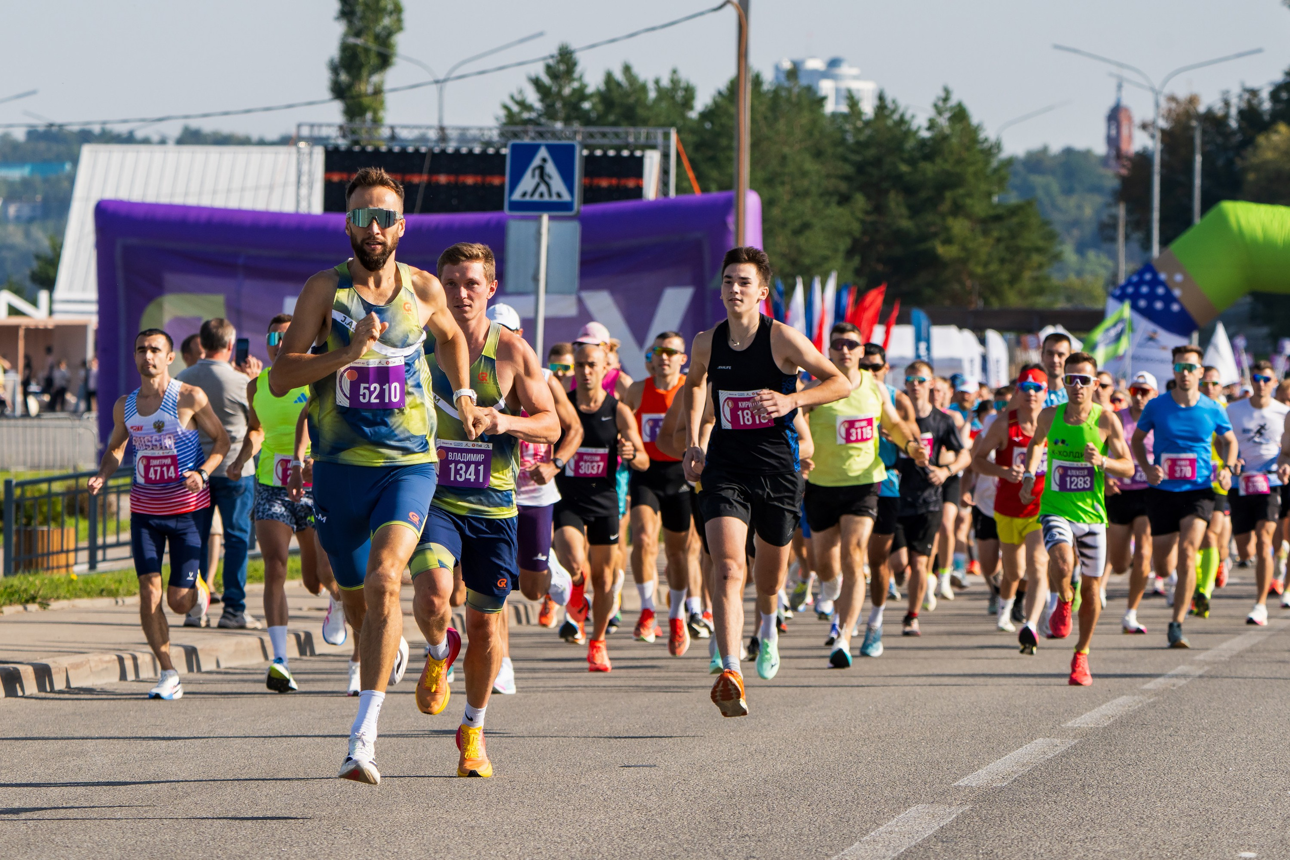 Фотографии Калужский Космический марафон 2025, Взрослые. Фотограф спортивные события, недвижимость, турбизнес
