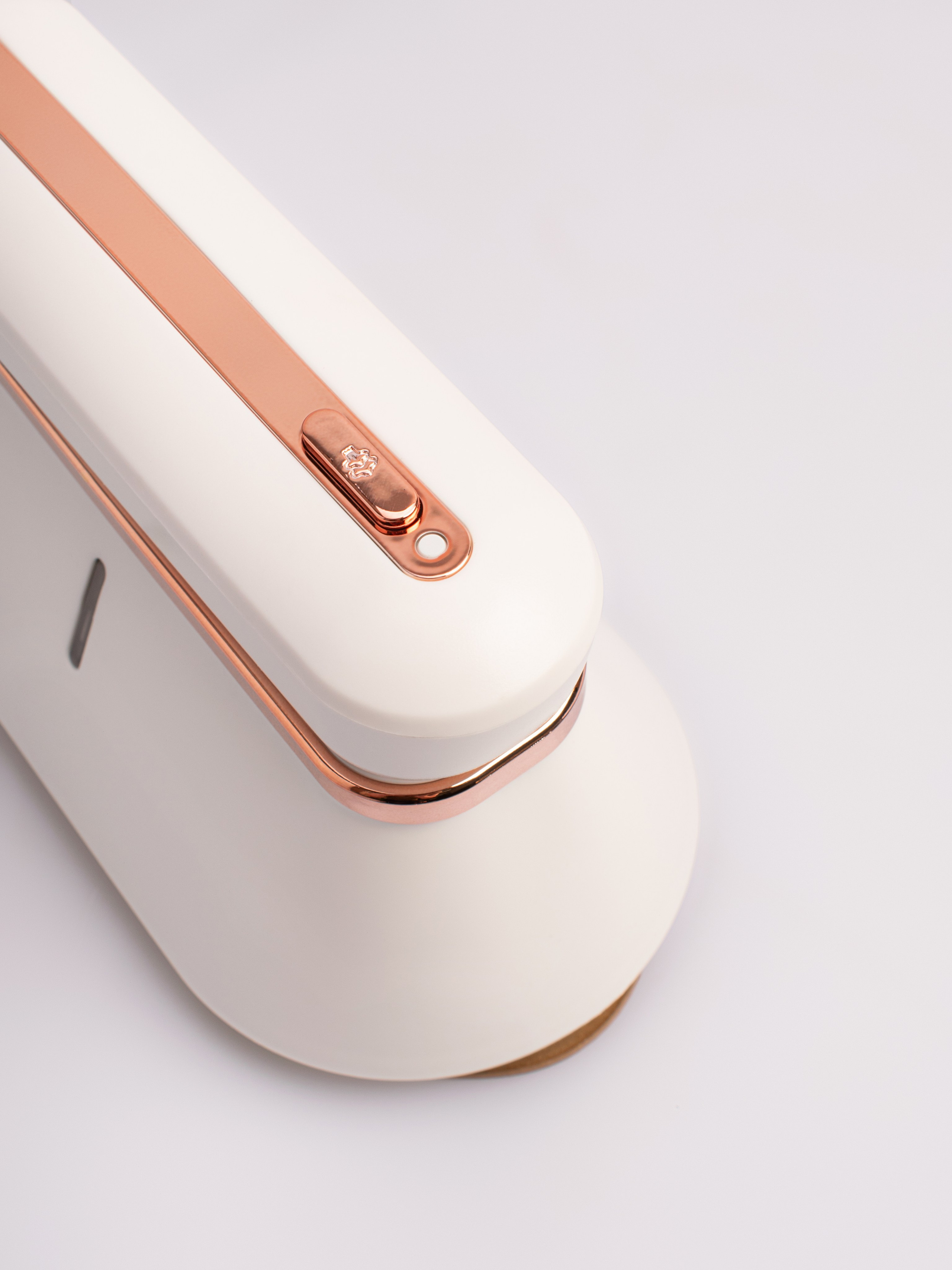 Предметная съёмка на белом фоне. Главная