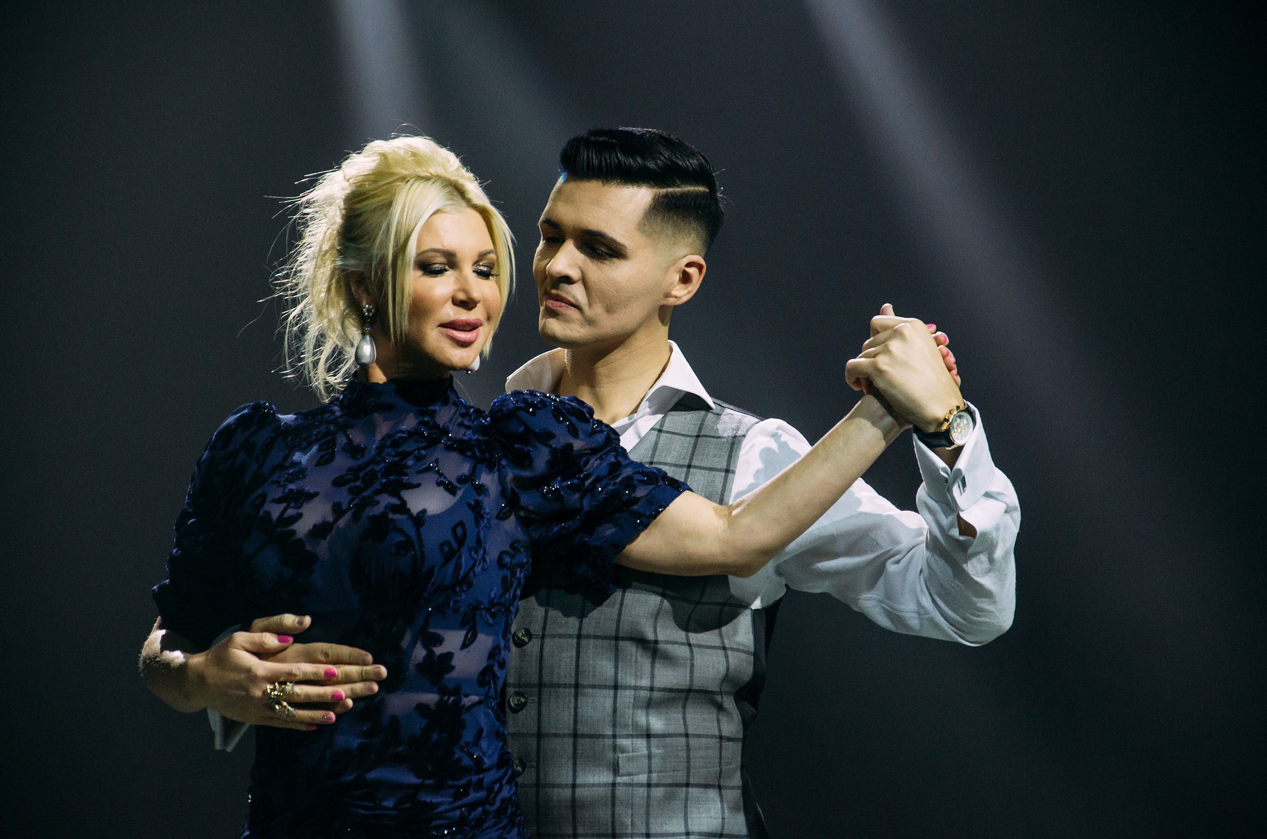 Backstage для @ADORNOS_CENTER. Петр Гуторов. Фотограф Москва