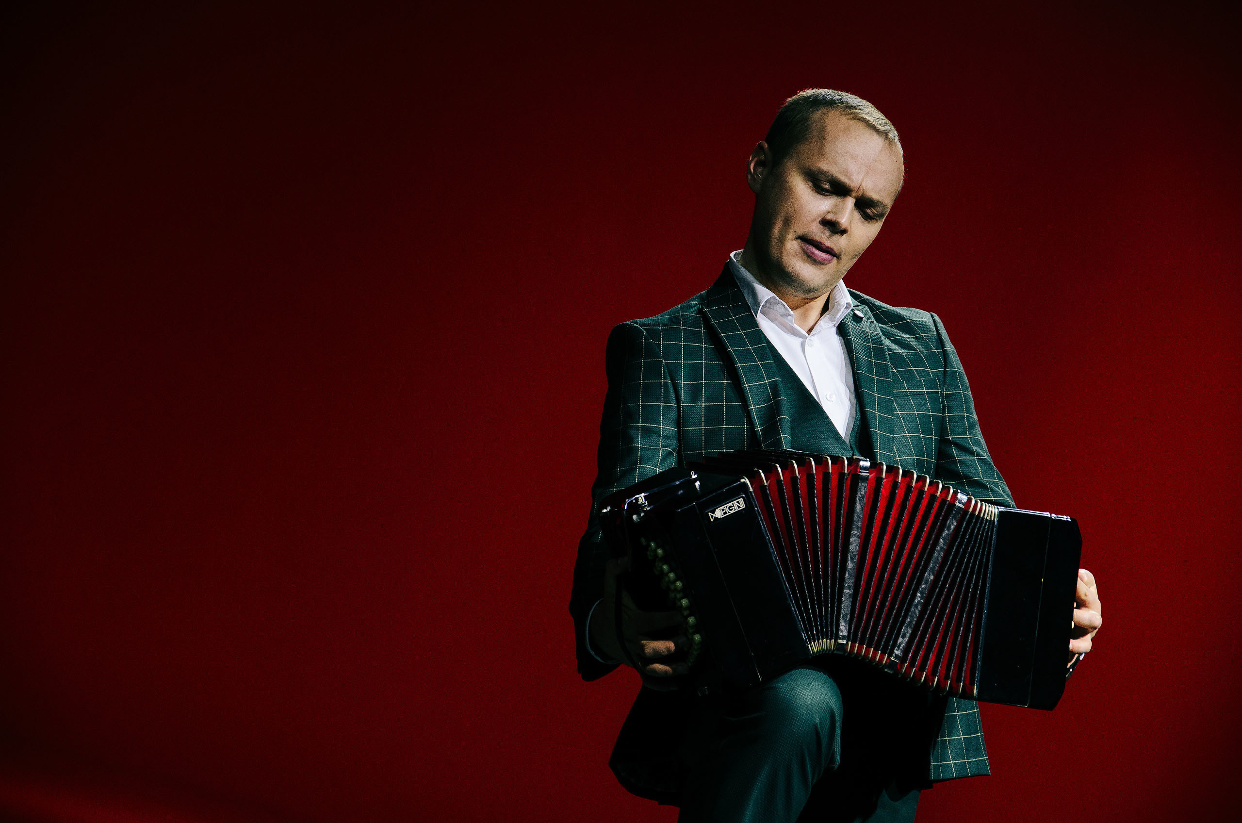 Backstage для @ADORNOS_CENTER. Петр Гуторов. Фотограф Москва