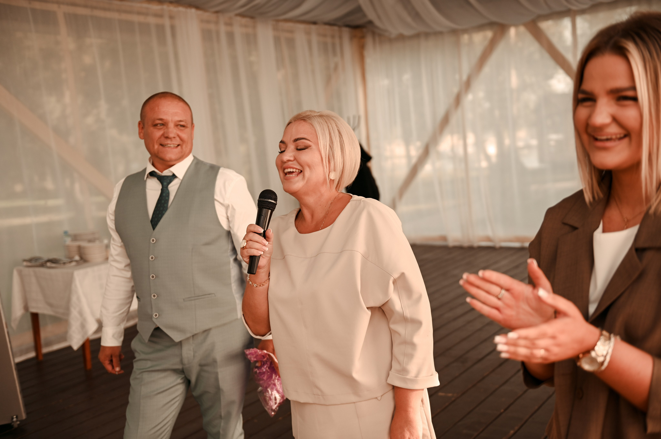 Шикарные ребята Владислав и Анастасия. Свадебный, семейный, детский, контент фотограф в Омске Максим Ильин