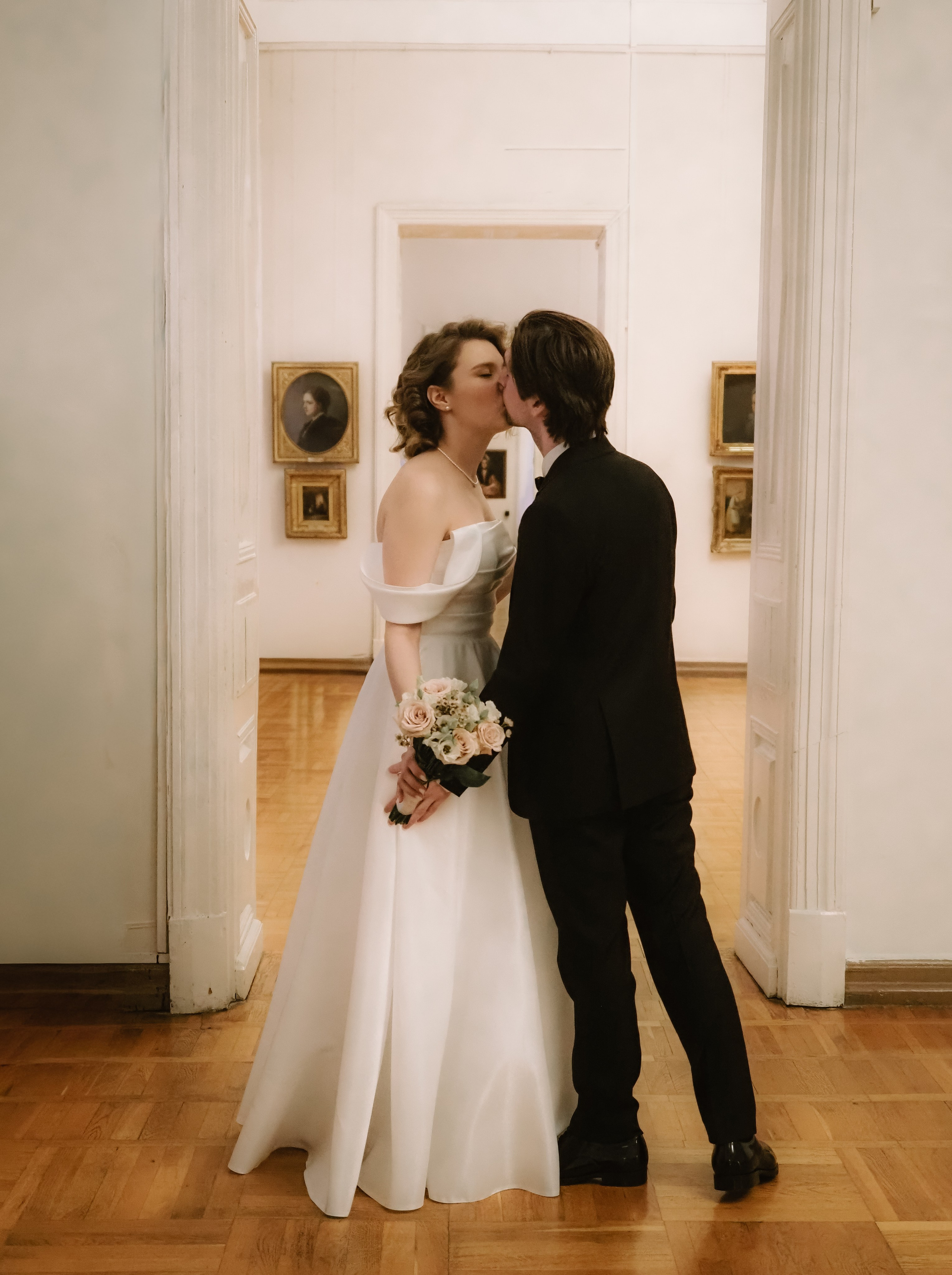 В музее. Фотограф Рязань. Семейный Свадебный фотограф