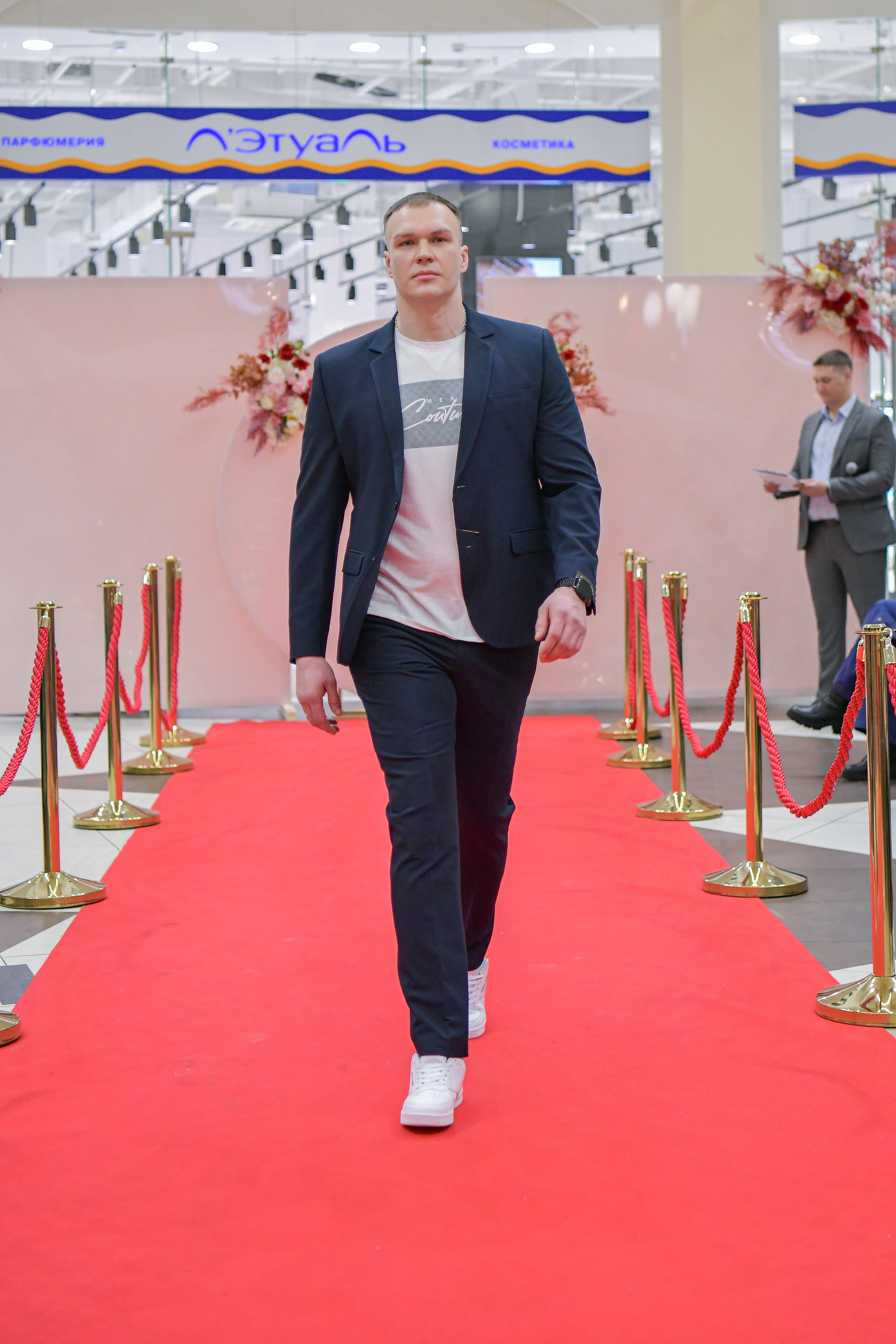 Модный показ 2024. Свой взгляд через объектив