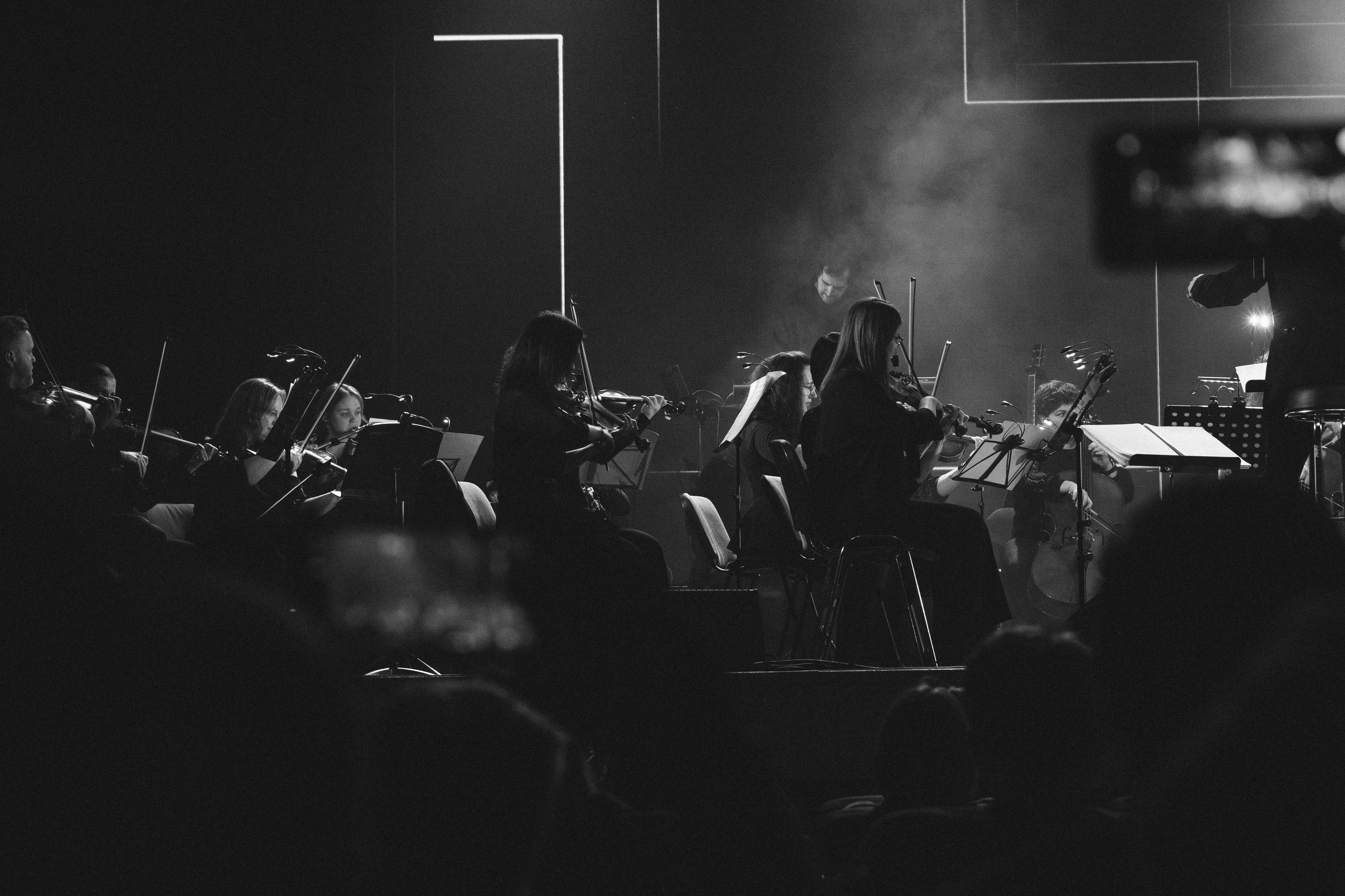 Сергей Бобунец в Красноярске 18.03.26. Фотограф Красноярск съемки лавстори, фотосессия в студии, портретная съемка, творческие фотосессии