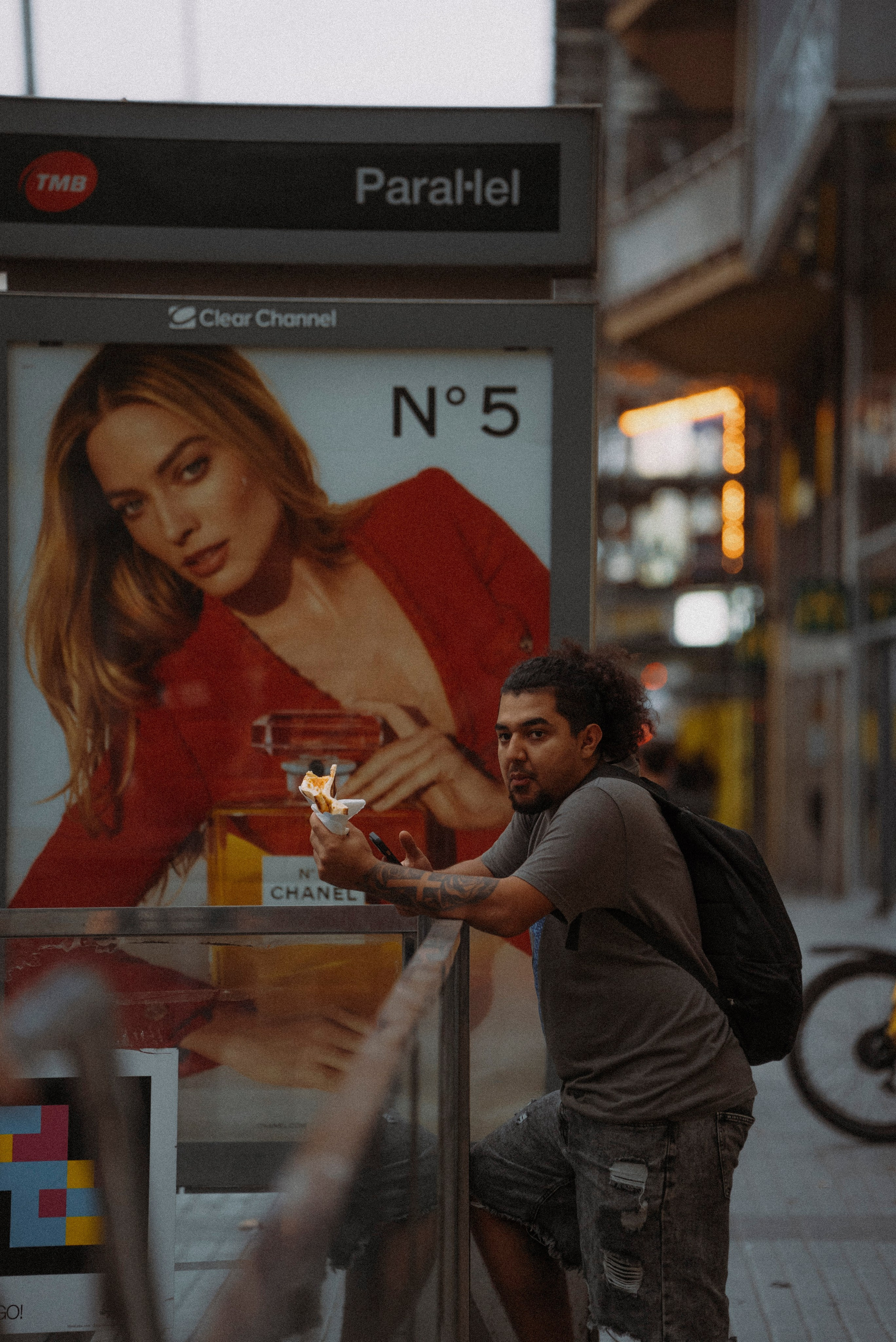 ЕВРОТУР. Стрит-фотография, полная абсурда, идиотизма и красоты