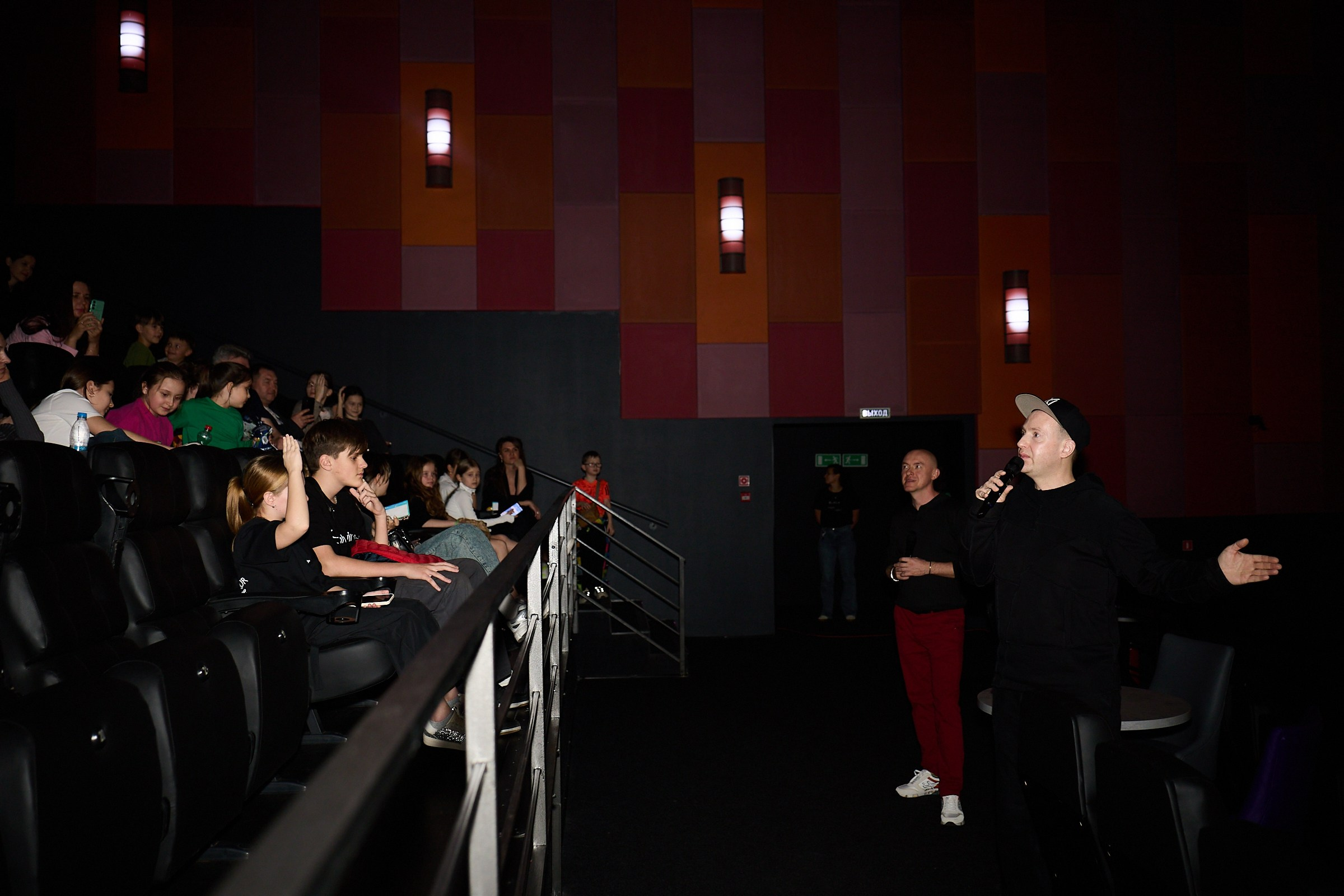 Кинотеатр Моремолл Сочи (Никита Тарасов). Профессиональный фотограф в Сочи Виктория Джой. Обучение