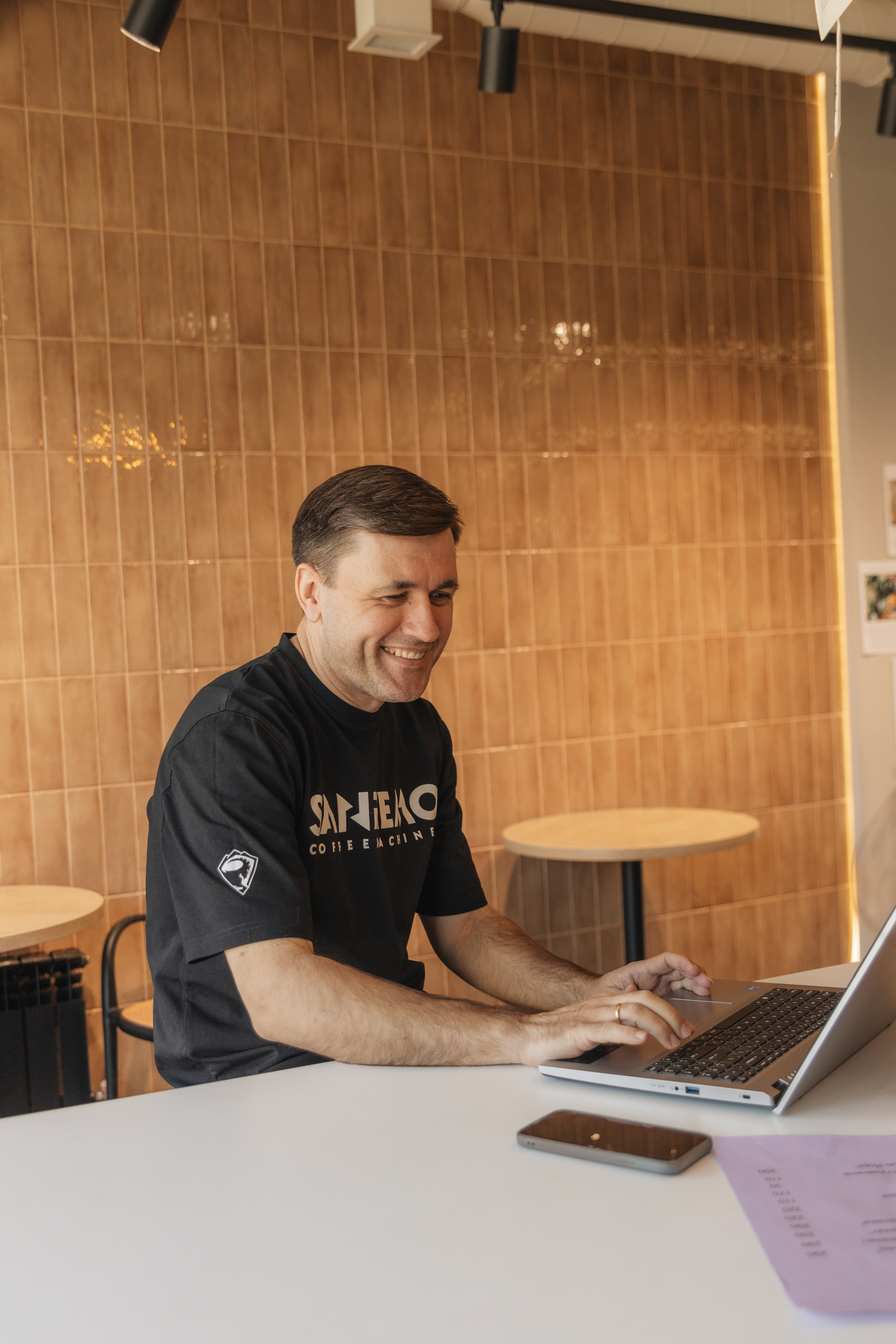 Бизнес завтрак, бизнес встреча. Индивидуальный фотограф Новосибирск Настя