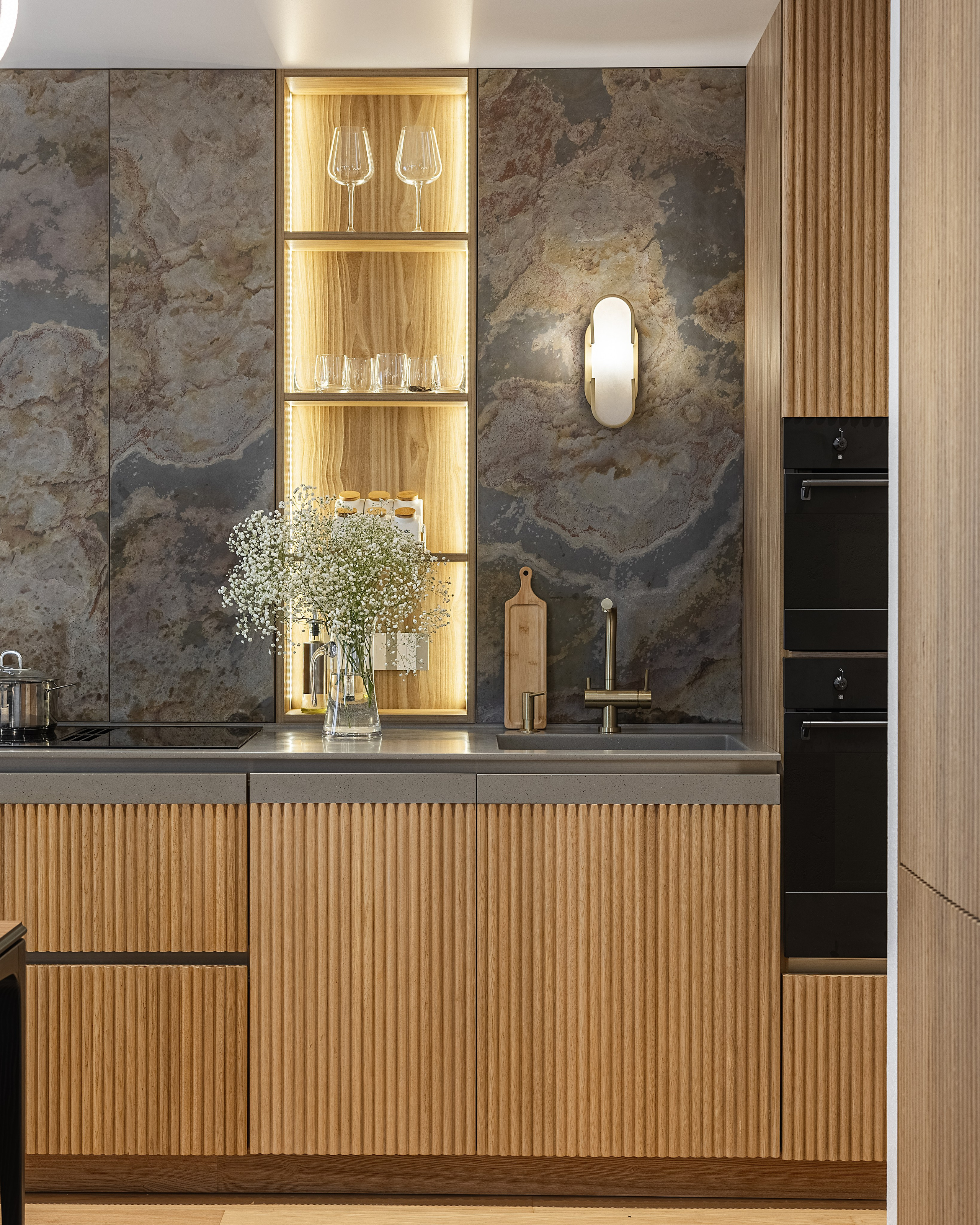 Гагарина. Фотограф и видеограф в Улан-Удэ: Аюна Габагуева и Артём Шаханов