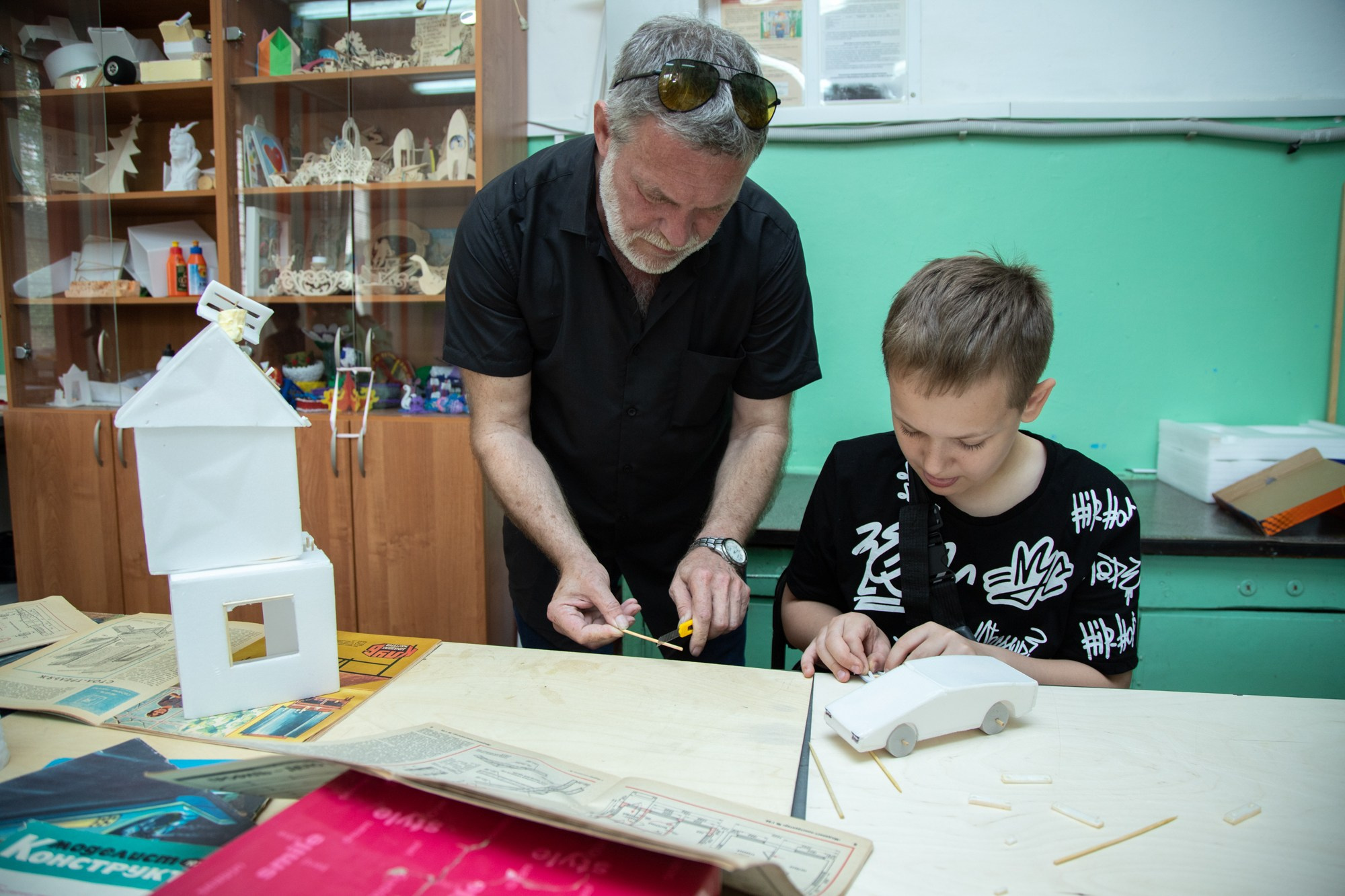 Посещение школы министра образования Краснодарского края. Репортажный, промышленный и маркетплейс-фотограф Дмитрий Чернат