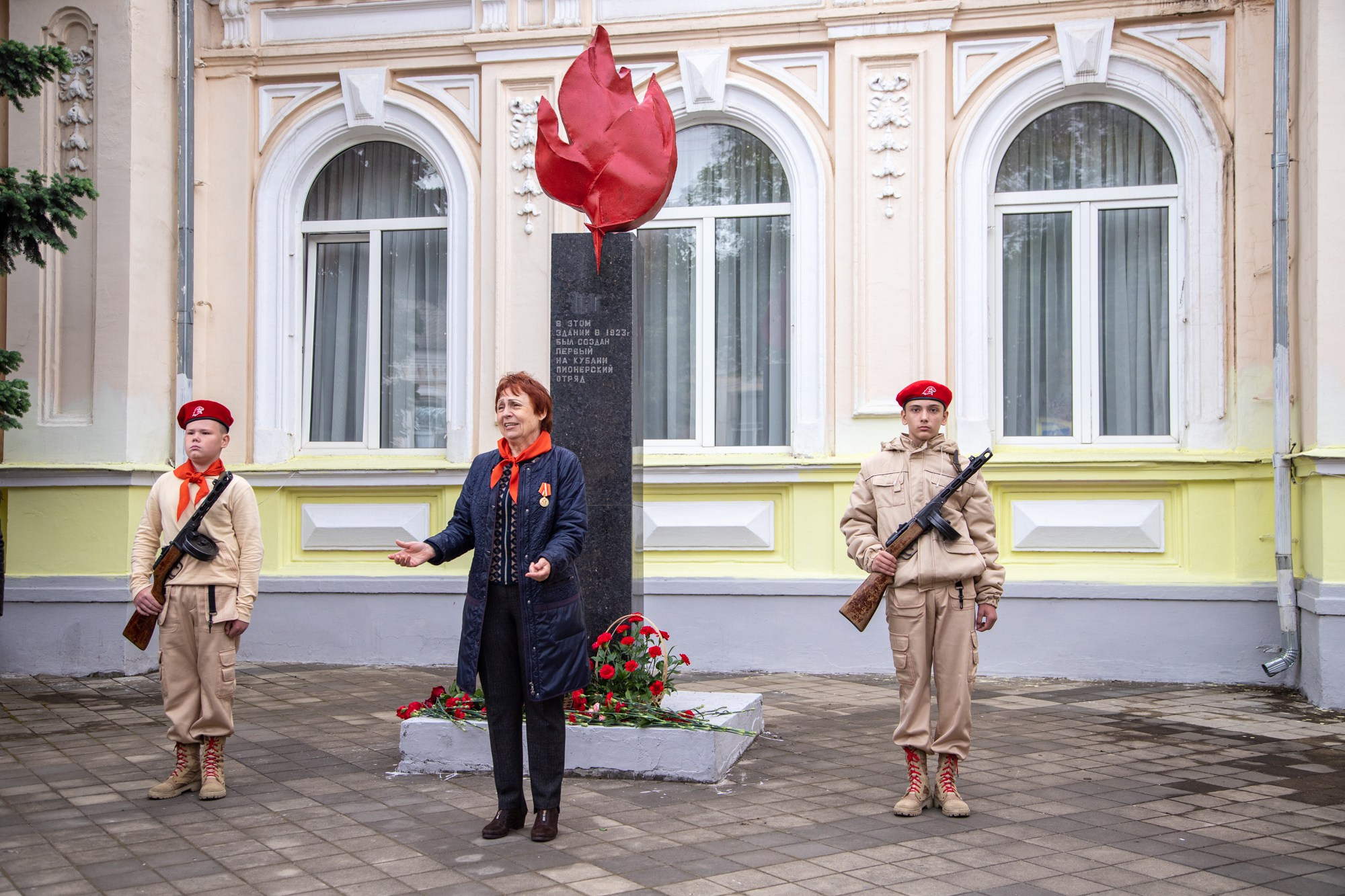 100-летие пионерии. Репортажный, промышленный и маркетплейс-фотограф Дмитрий Чернат