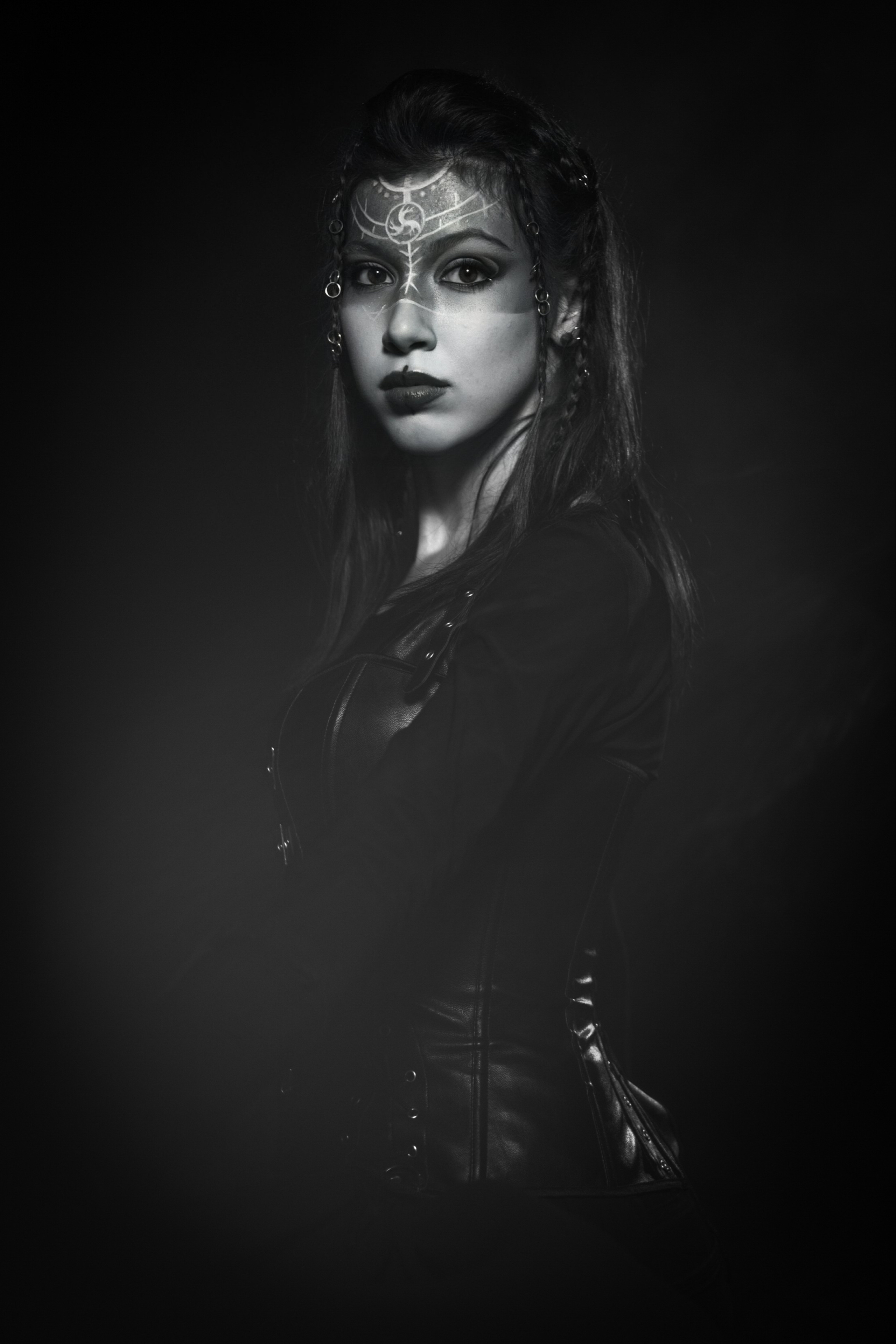 Фэшн Фотосессия нальчик, Портреты двух девушек. Свадебный фотограф Рустам Нахушев. Город Нальчик