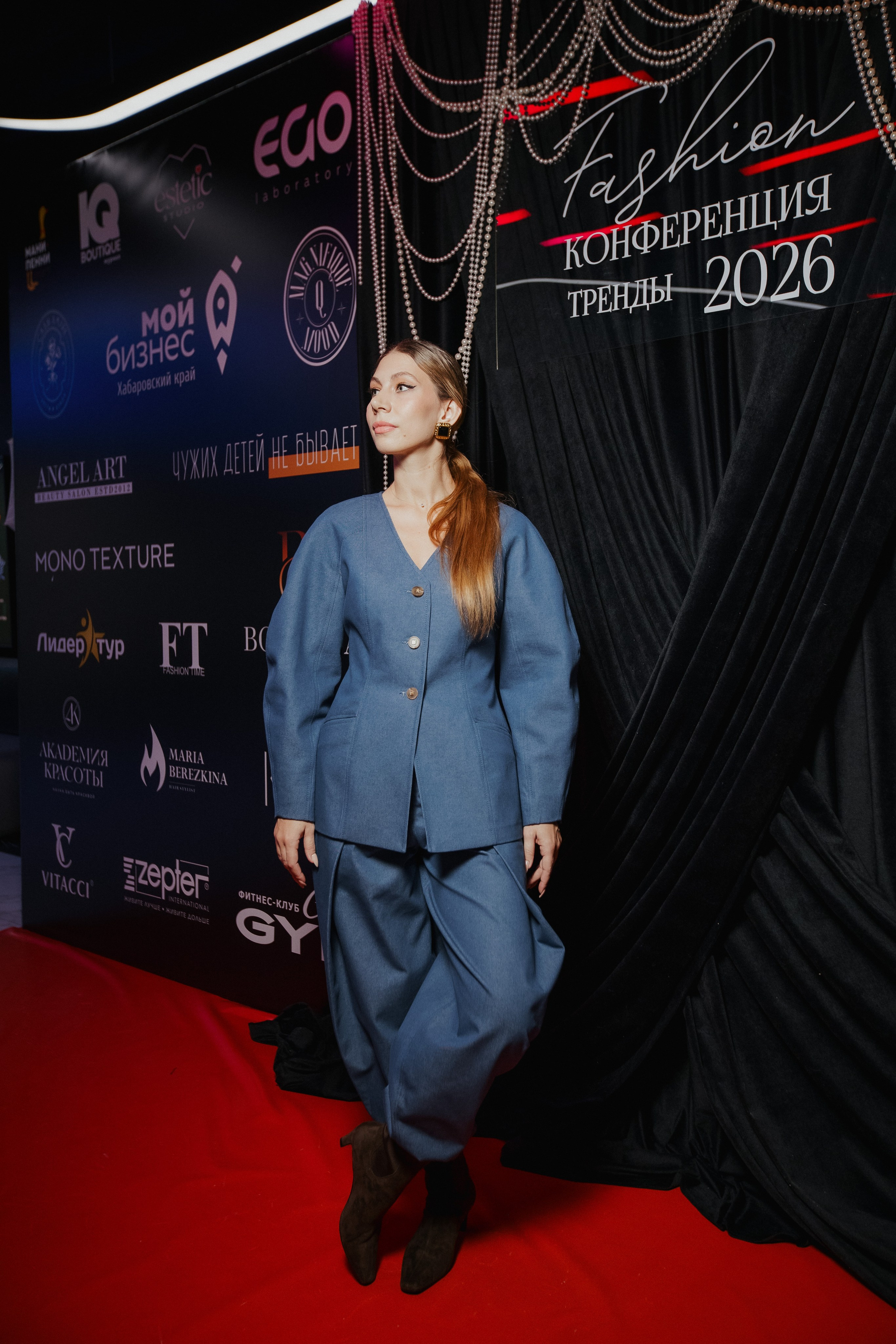 ФЭШН КОНФА. СВОИ. ФОТООТЧЕТЫ-СОБЫТИЯ-МЕСТА