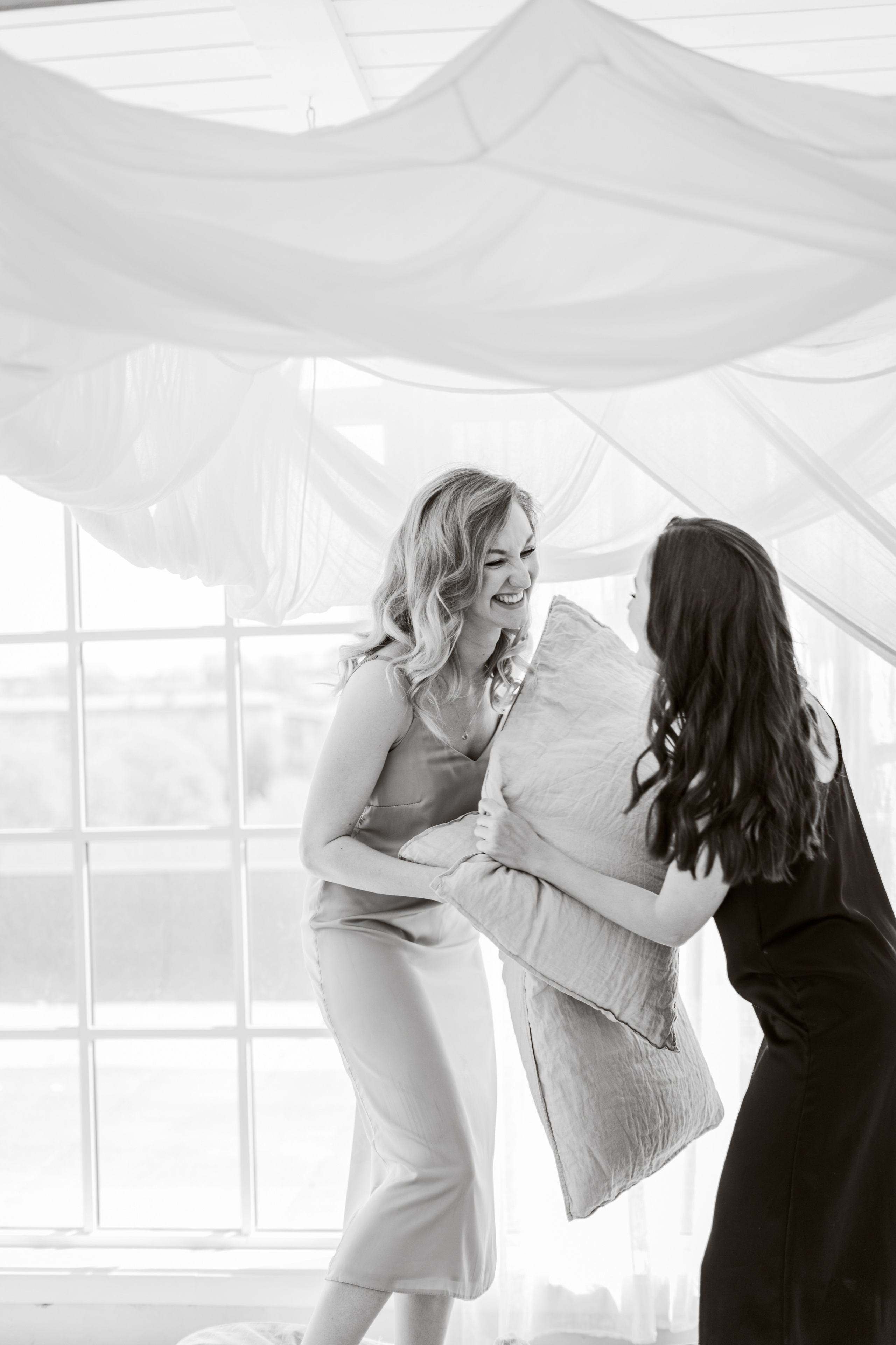 Семейная фотосессия мамы с детьми. Семейный и свадебный фотограф в Санкт-Петербурге Соколов| портреты, репортаж, коммерческая съемка