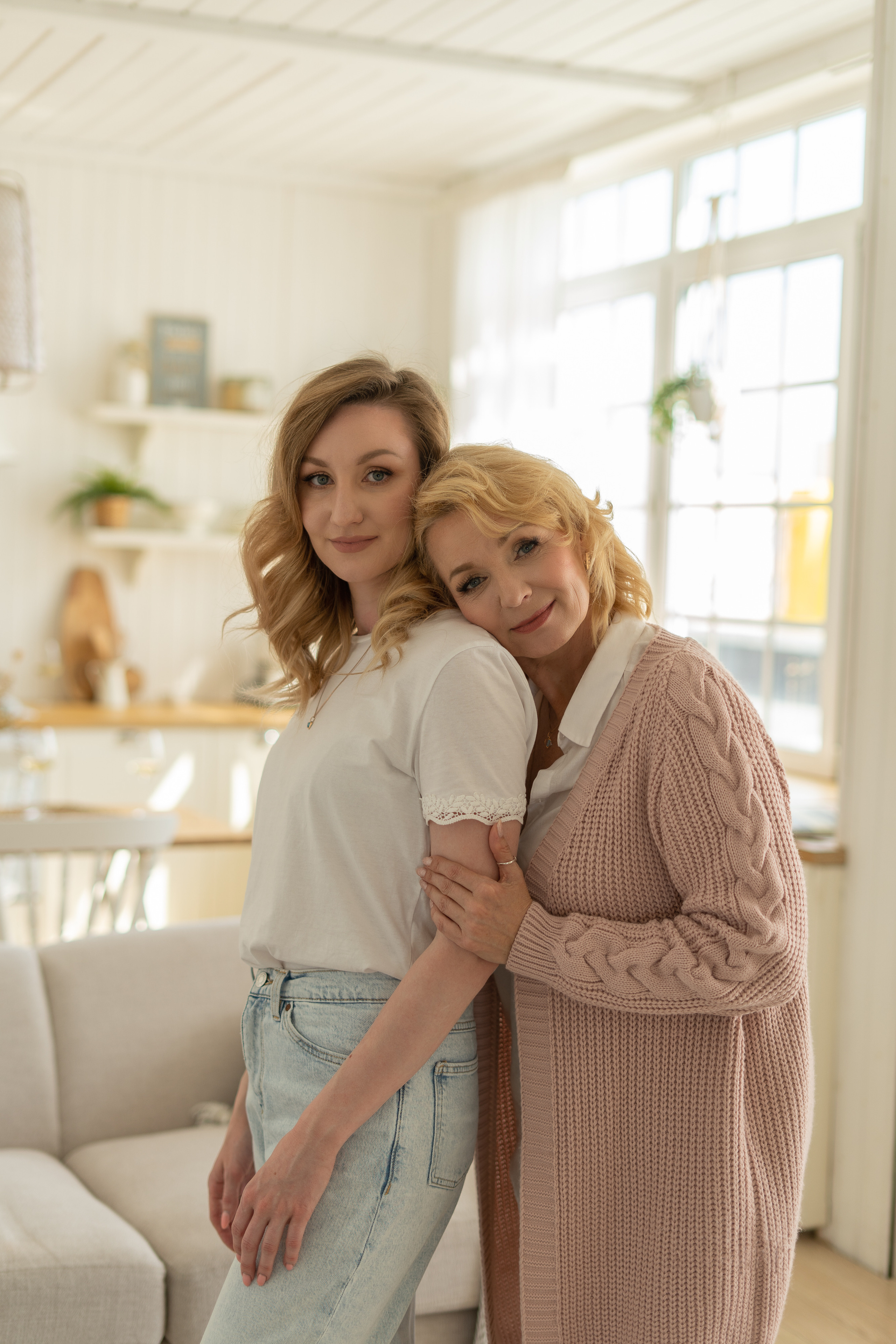 Семейная фотосессия мамы с детьми. Семейный и свадебный фотограф в Санкт-Петербурге Соколов| портреты, репортаж, коммерческая съемка