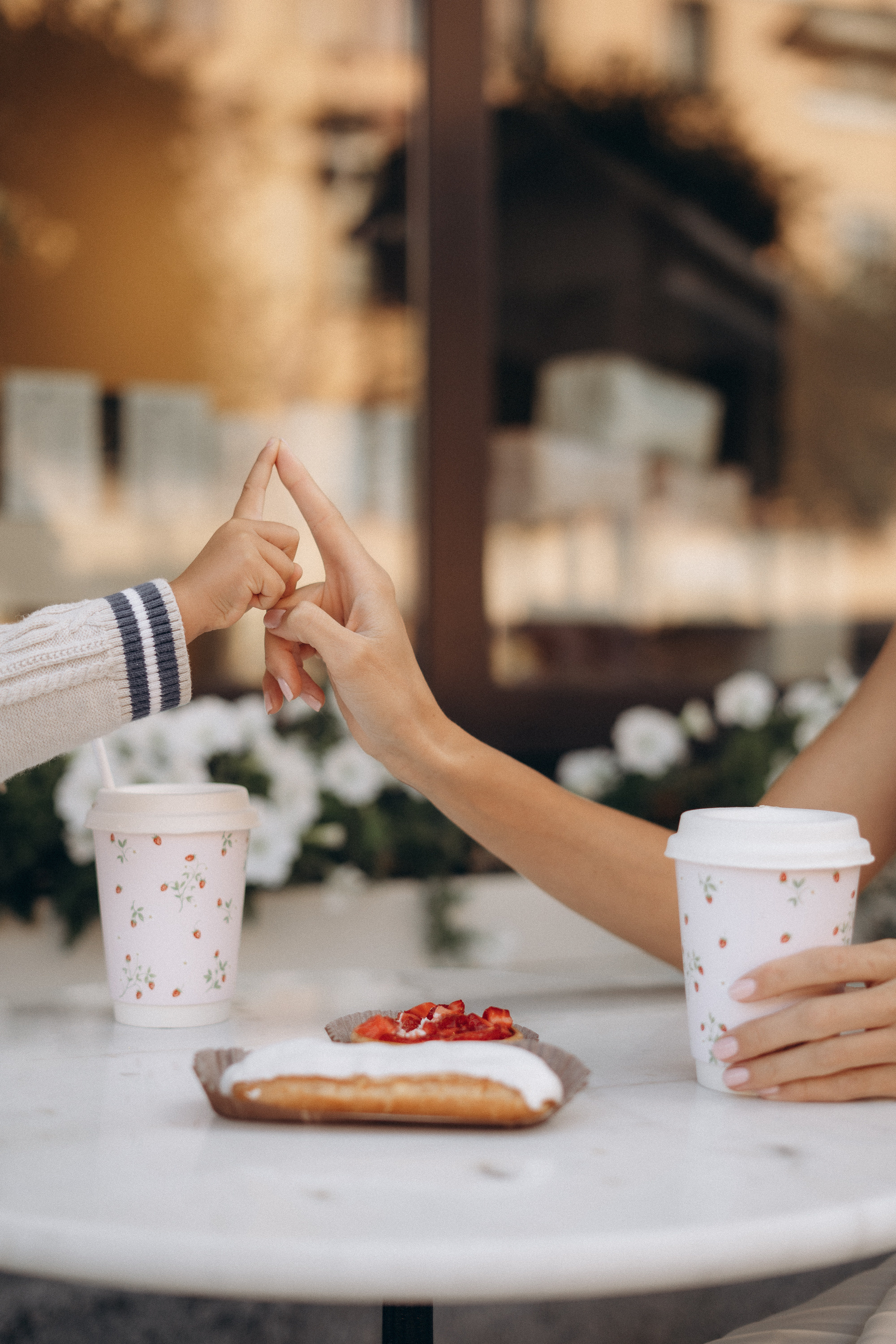Семейная фотосессия в центре города в СПб. Семейный и свадебный фотограф в Санкт-Петербурге Соколов| портреты, репортаж, коммерческая съемка