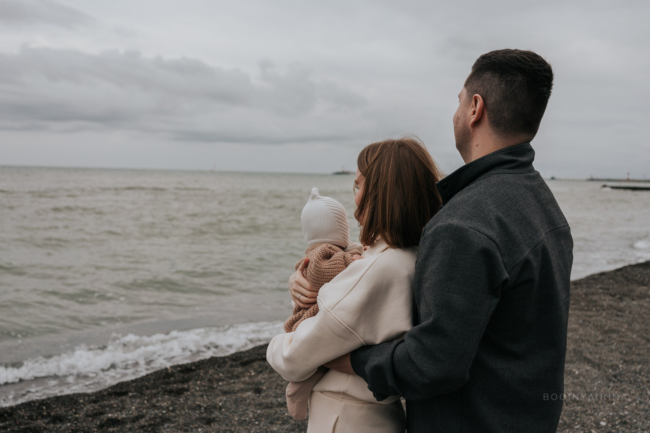 Семейная фотосессия прогулка на море. Фотограф на роды Москва. Фотограф новорожденных Москва