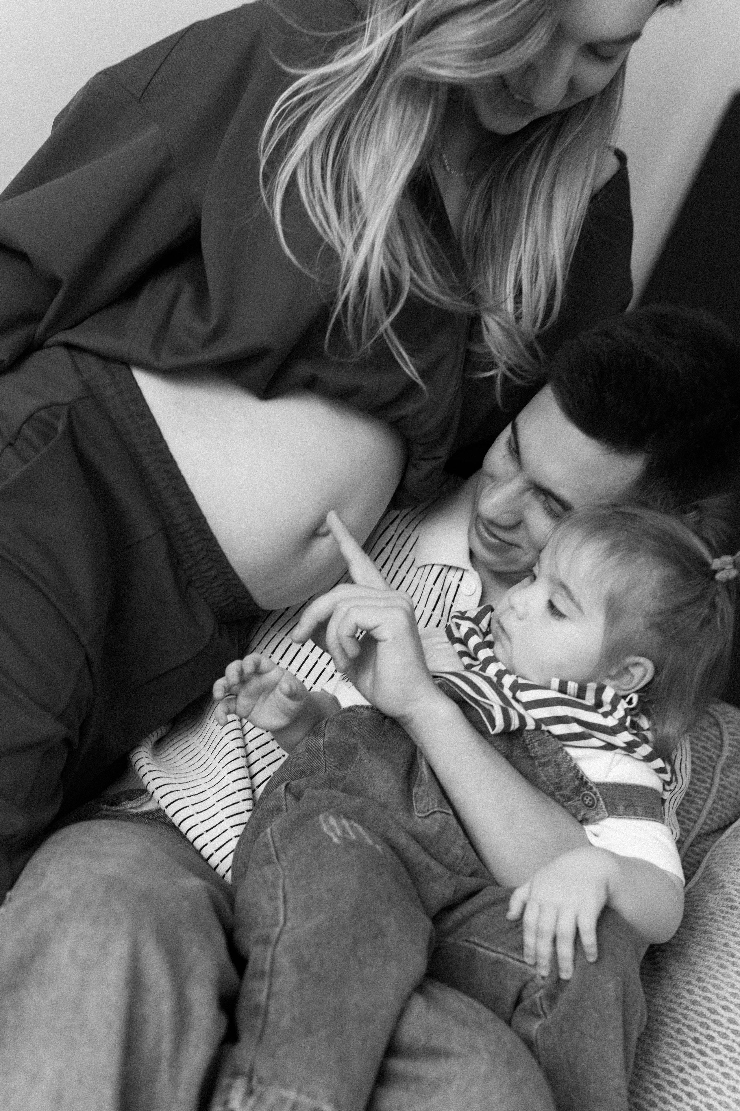 В ожидании +1. Фотография о важном