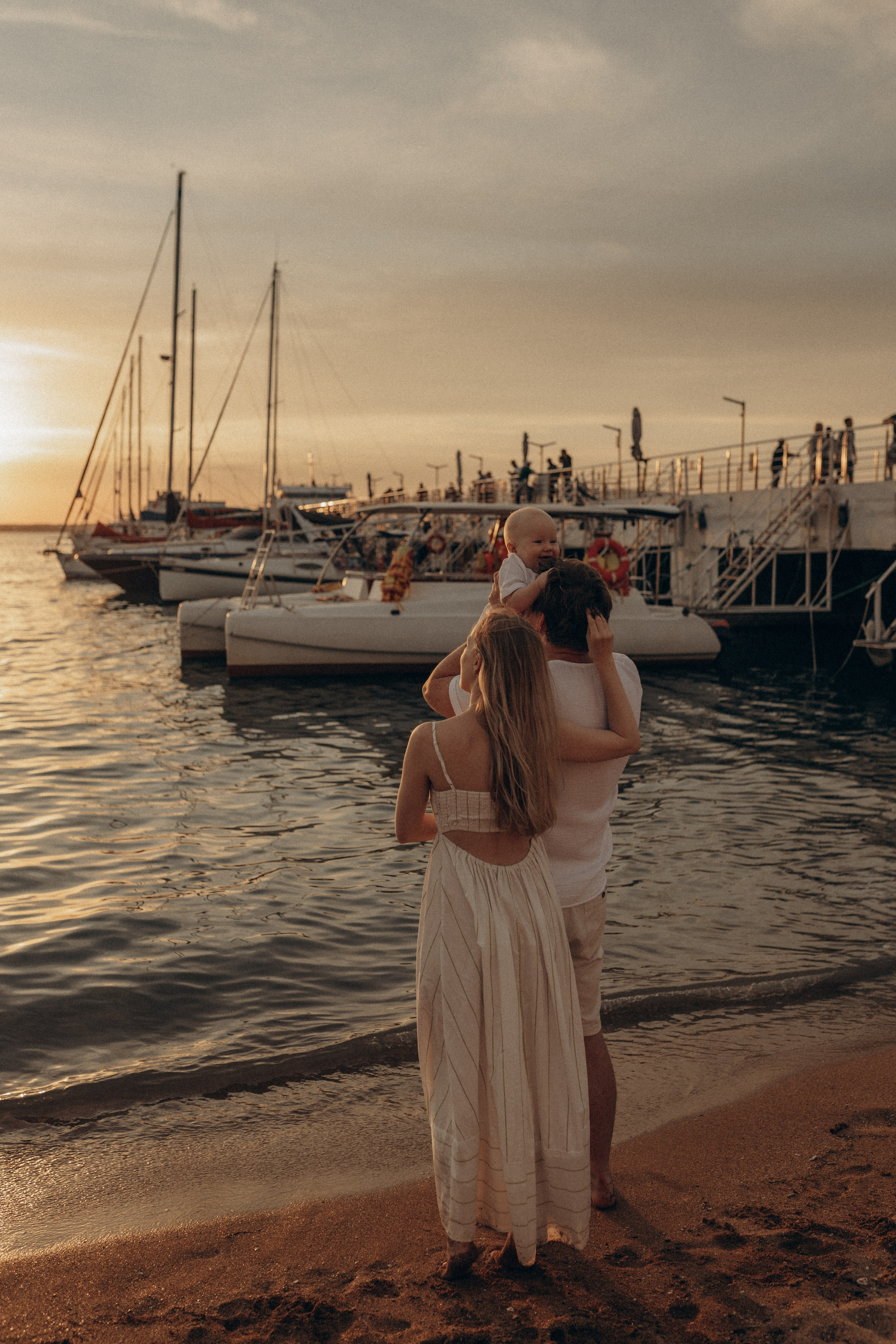 Антон Таня и Даня. Семейный фотограф в Новороссийске и Анапе Александра Яковлева