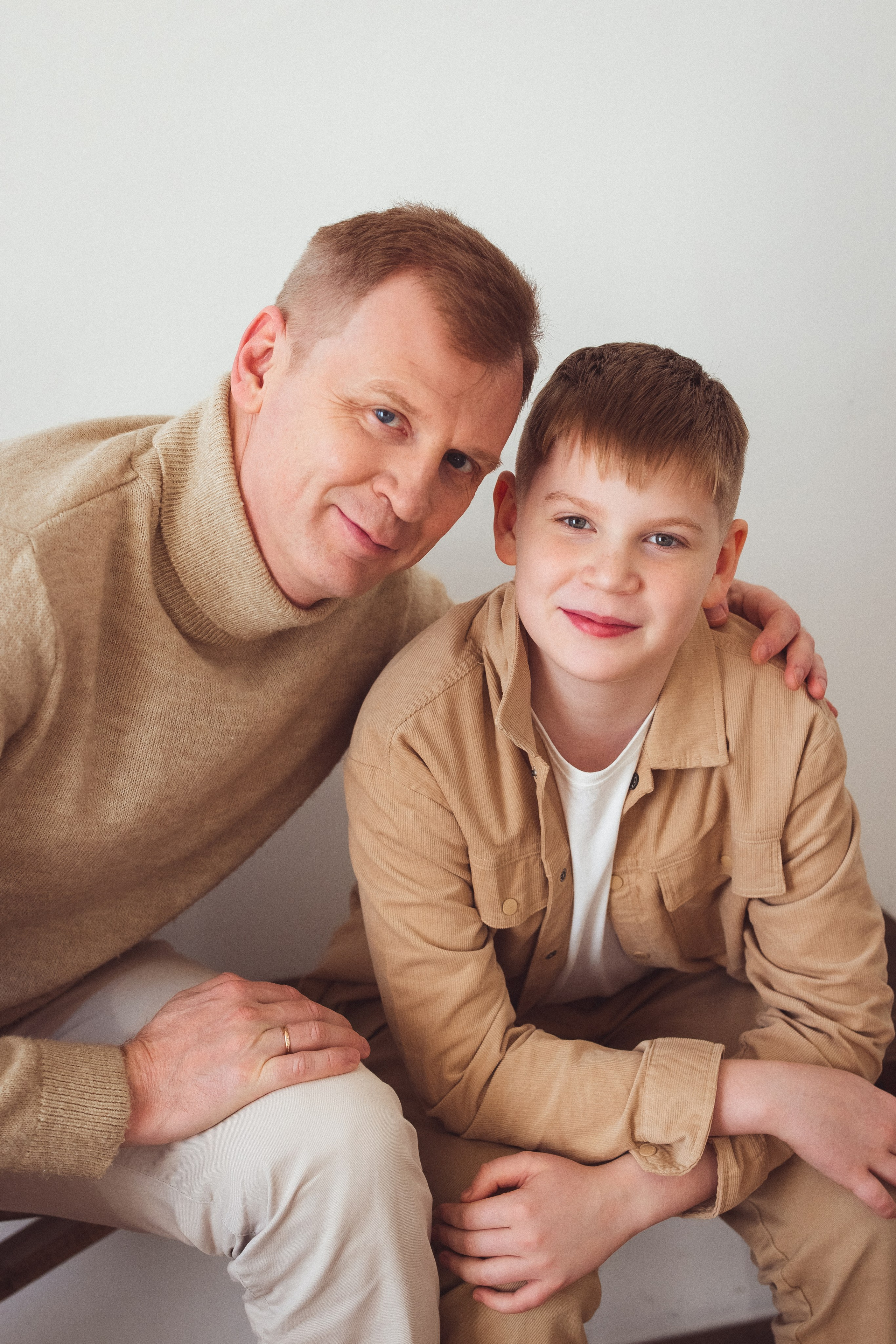 Семейная фотосессия в фотостудии «Mestone». Семейный и детский фотограф в Краснодаре Анна Трашкова