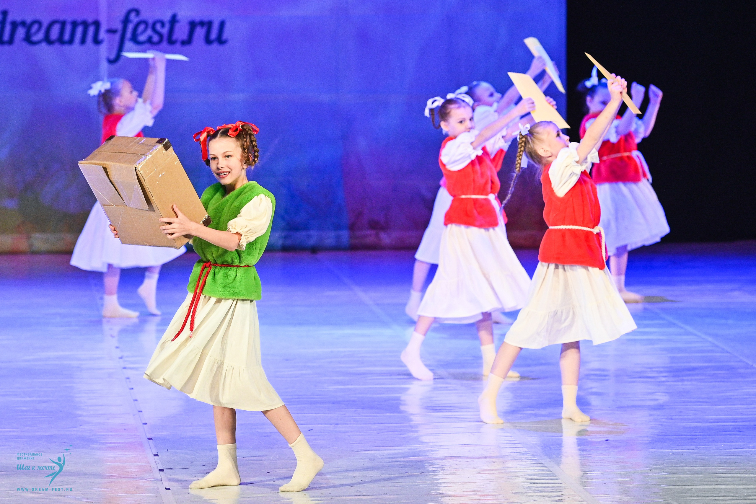 12.04.2025 Фестивальное движение «Шаг к мечте» г. Москва. Медиастудия Фото Концепт