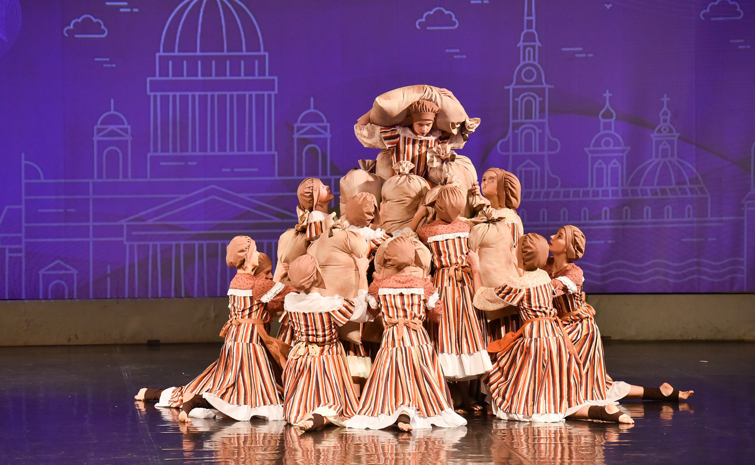 01.12.2024 Фестиваль хореографического искусства «АРТ-КОМПАС. СЕВЕРО-ЗАПАД» г. Спб. Медиастудия Фото Концепт