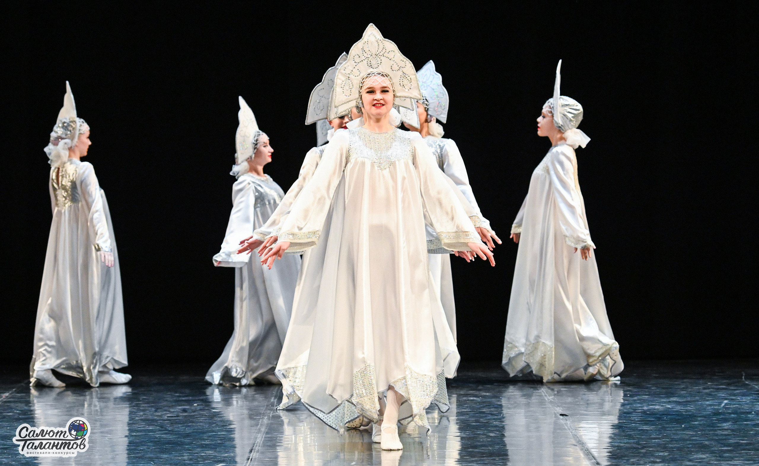 31.10.2024 6-й Международный Творческий Фестиваль-Конкурс «СЕРДЦЕ УРАЛА» г. Екб. Медиастудия Фото Концепт