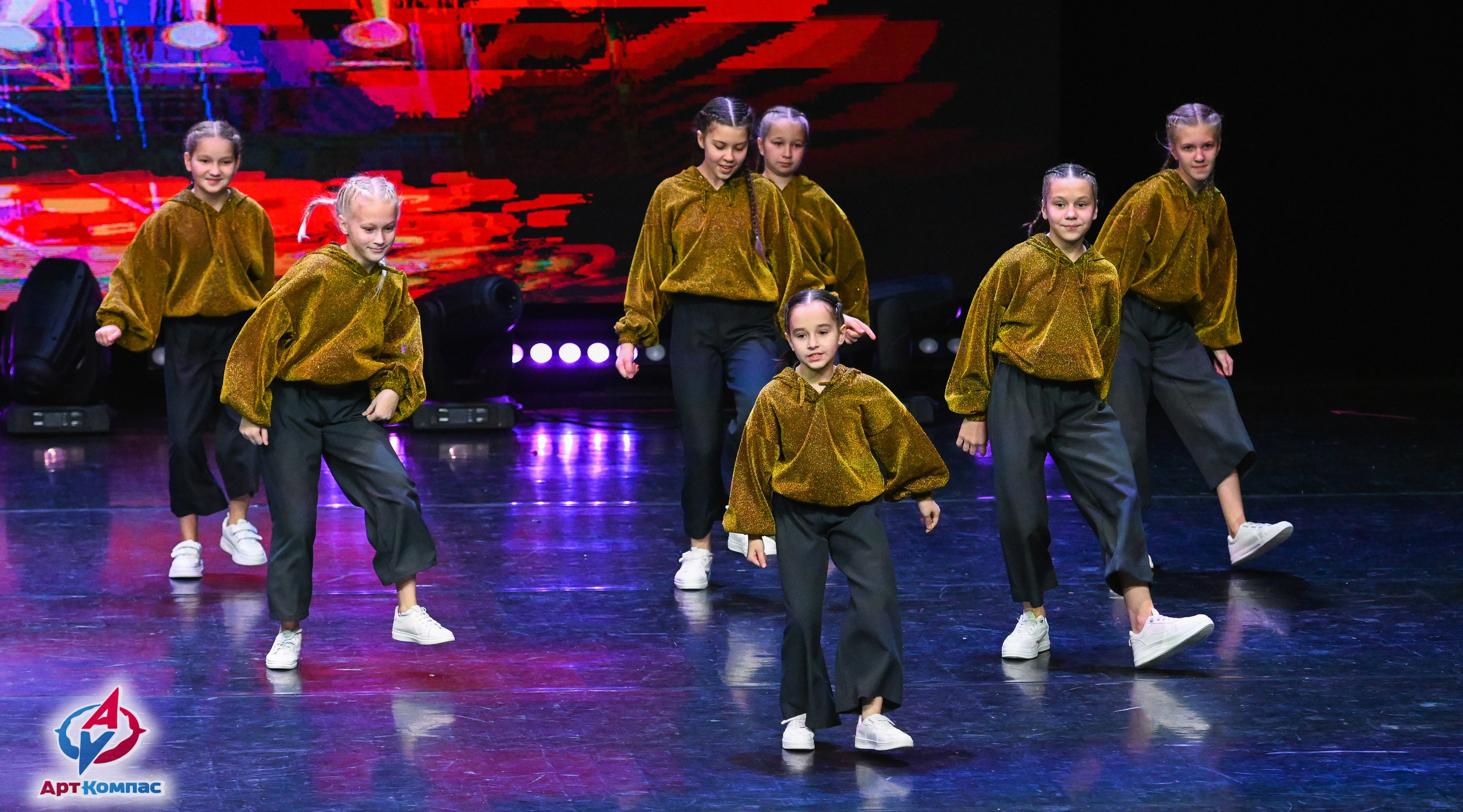 08.12.2025 Всероссийский конкурс хореографического искусства «Призвание Артист» г. Светлогорск. Медиастудия Фото Концепт
